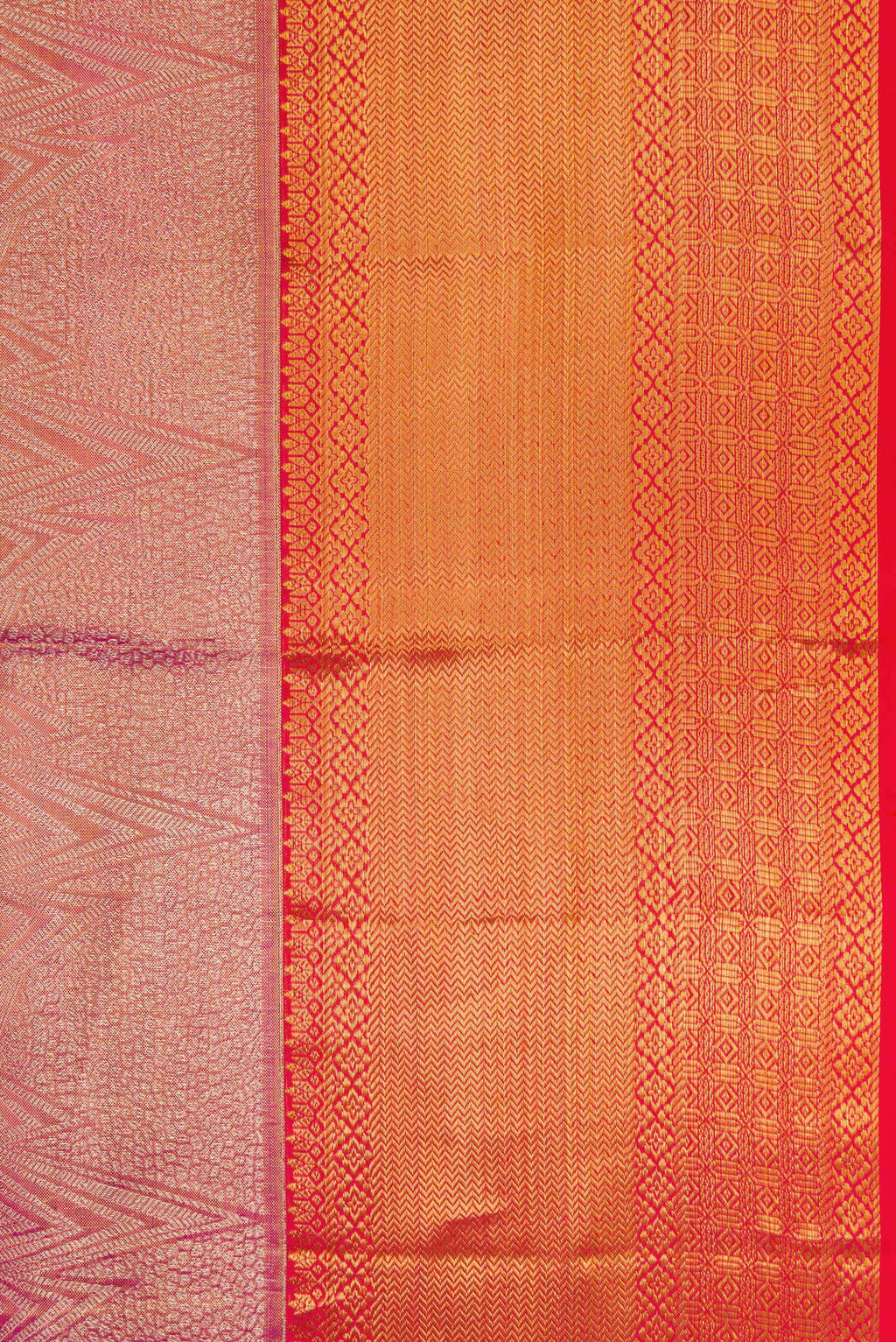 Border image of Rose Gold Dual Tone Kanchipuram Tissue Silk Saree with Zari Brocade on the body and Zari Border. 