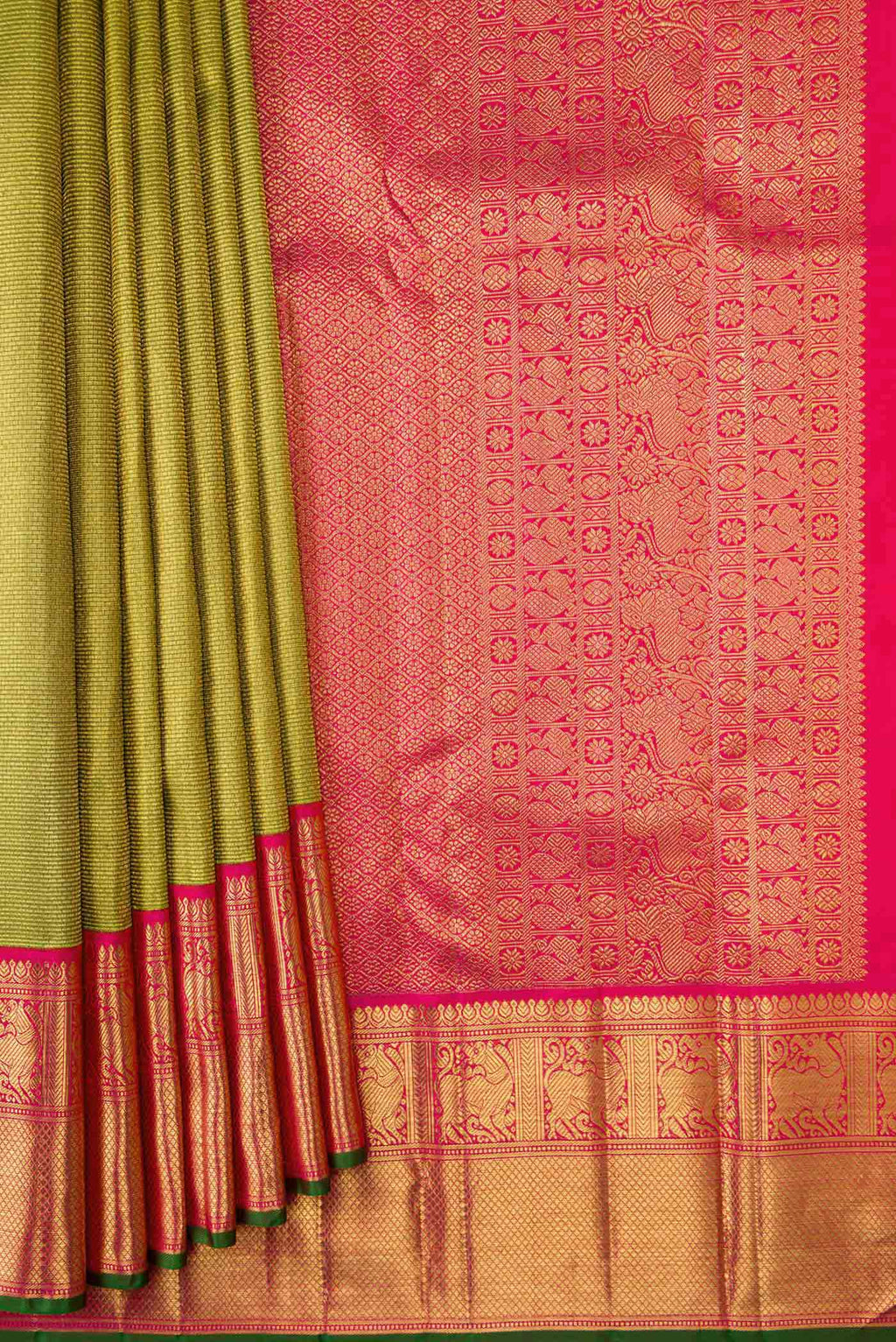 pleats pallu