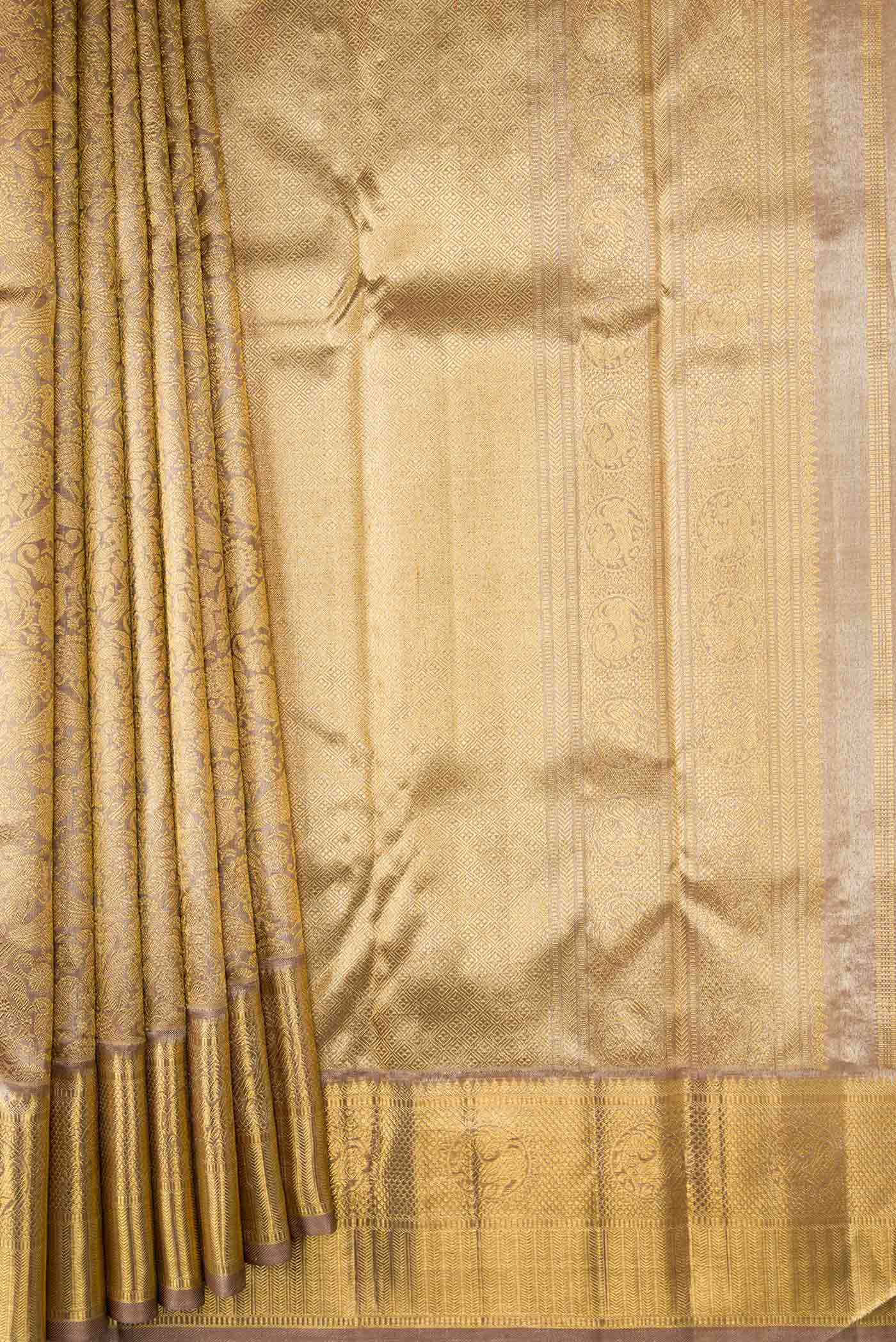 pleats pallu