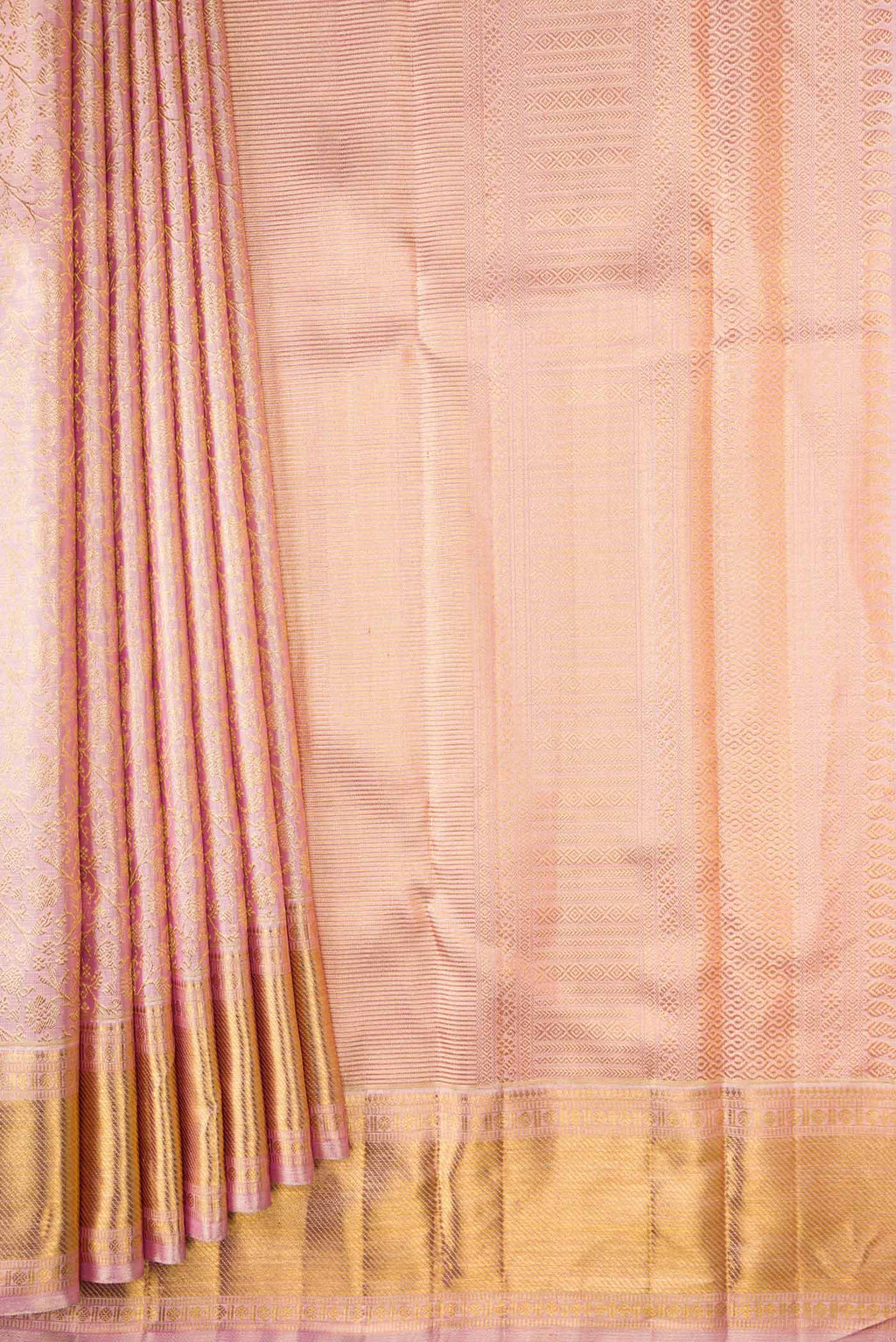 pleats pallu