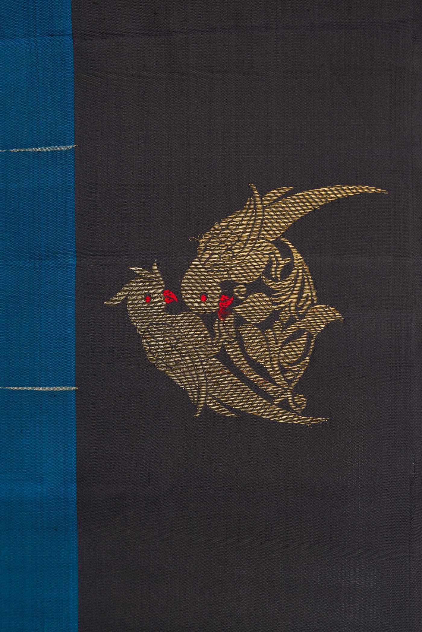 Border image of Pure Silk Pure Zari Maya Blue Dual Tone Kanchipuram Saree with Zari Brocade on the body and Zari Border. 