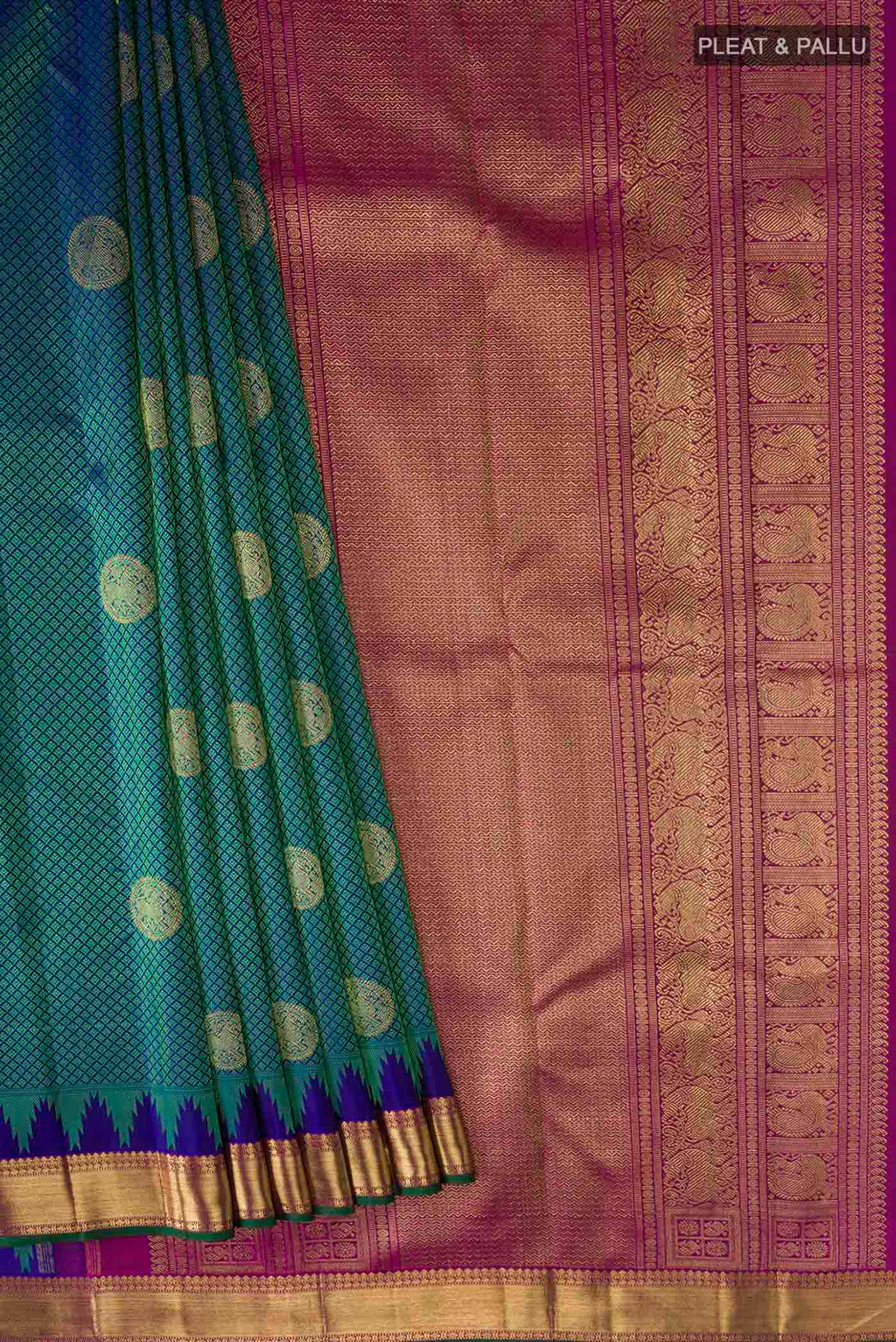 pleats pallu