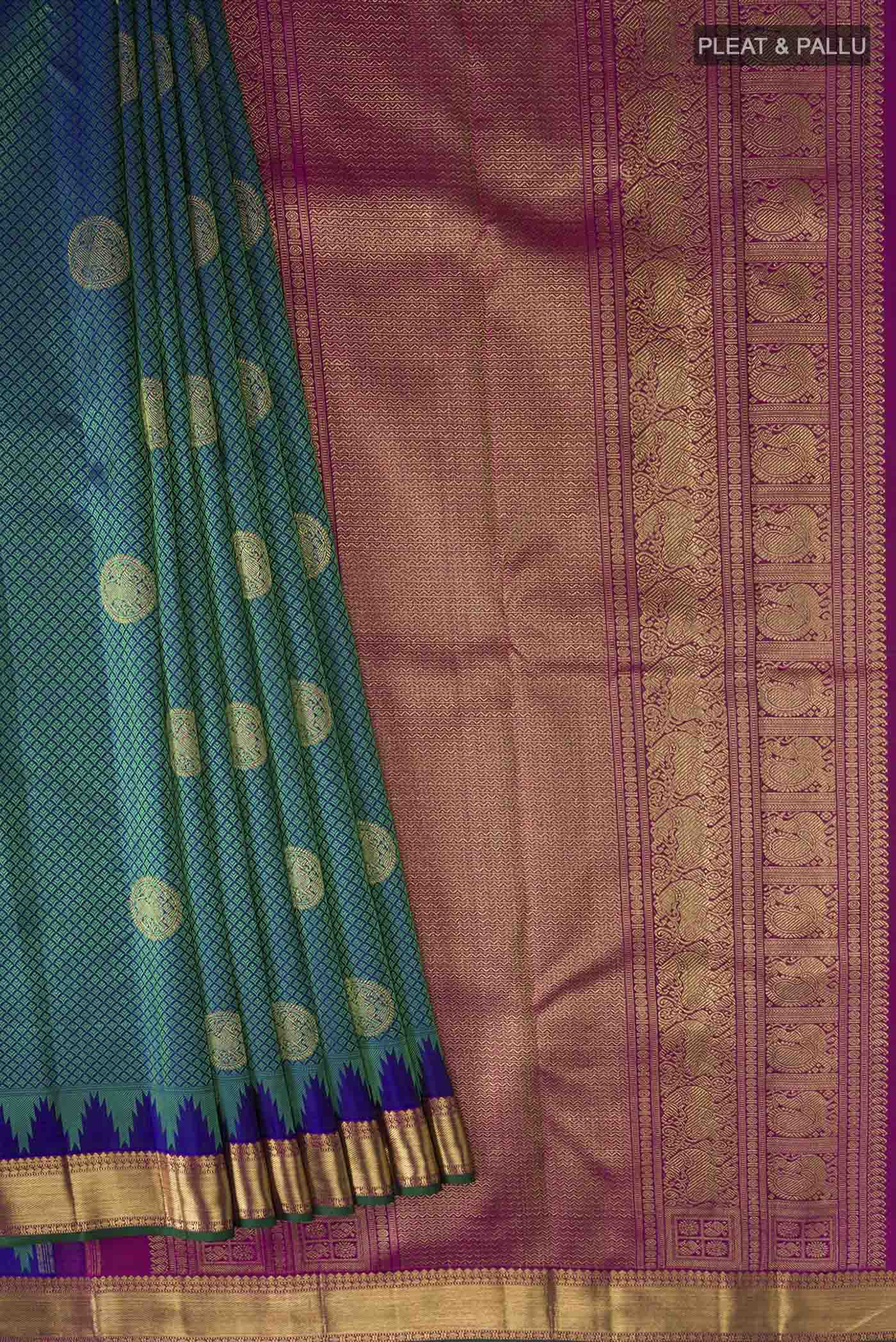 pleats pallu