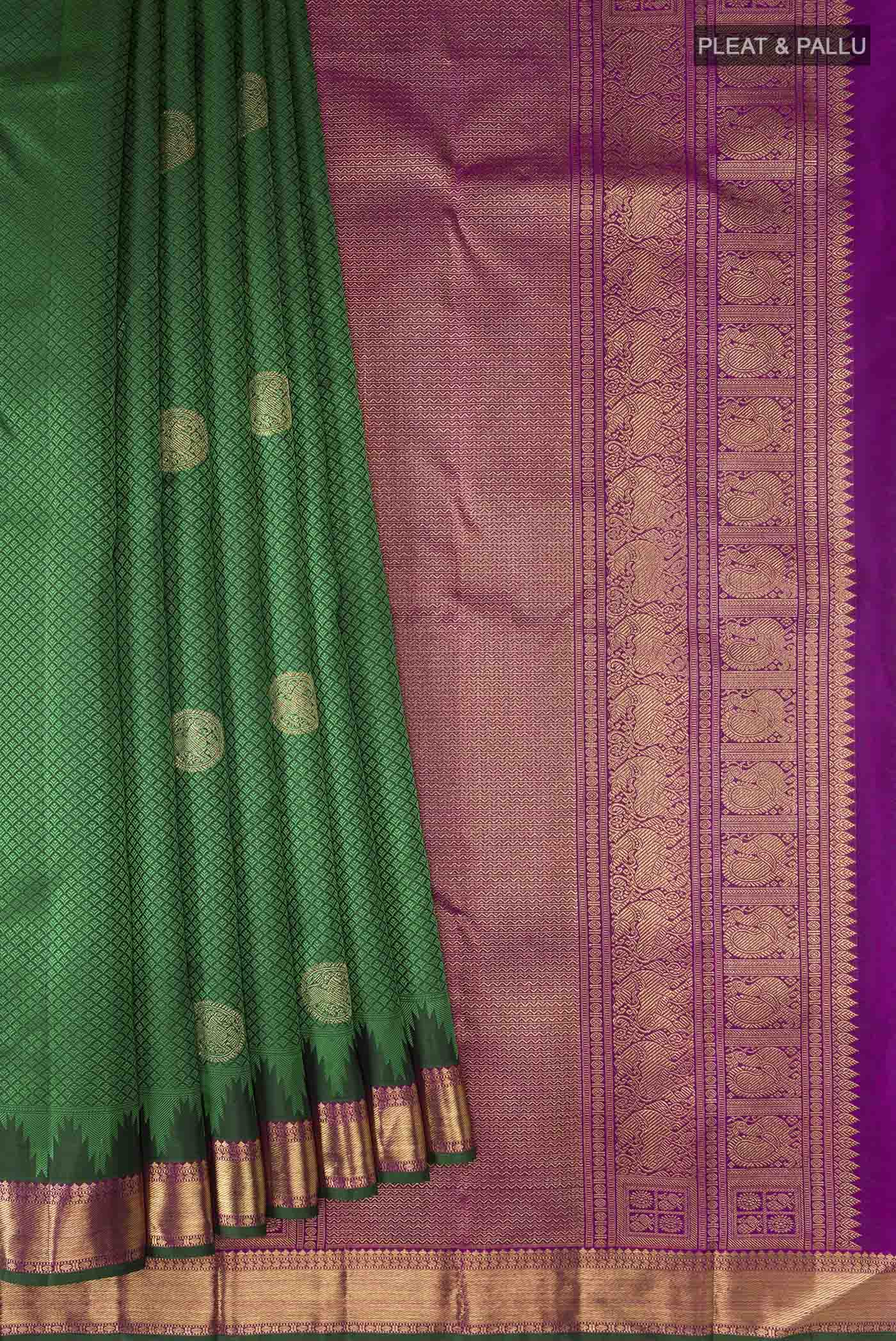 pleats pallu