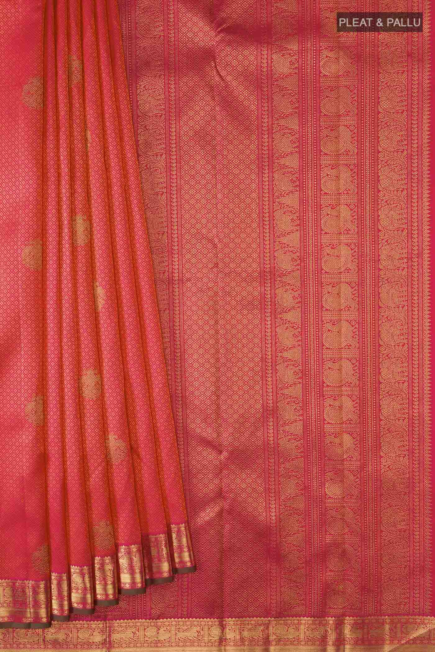 pleats pallu