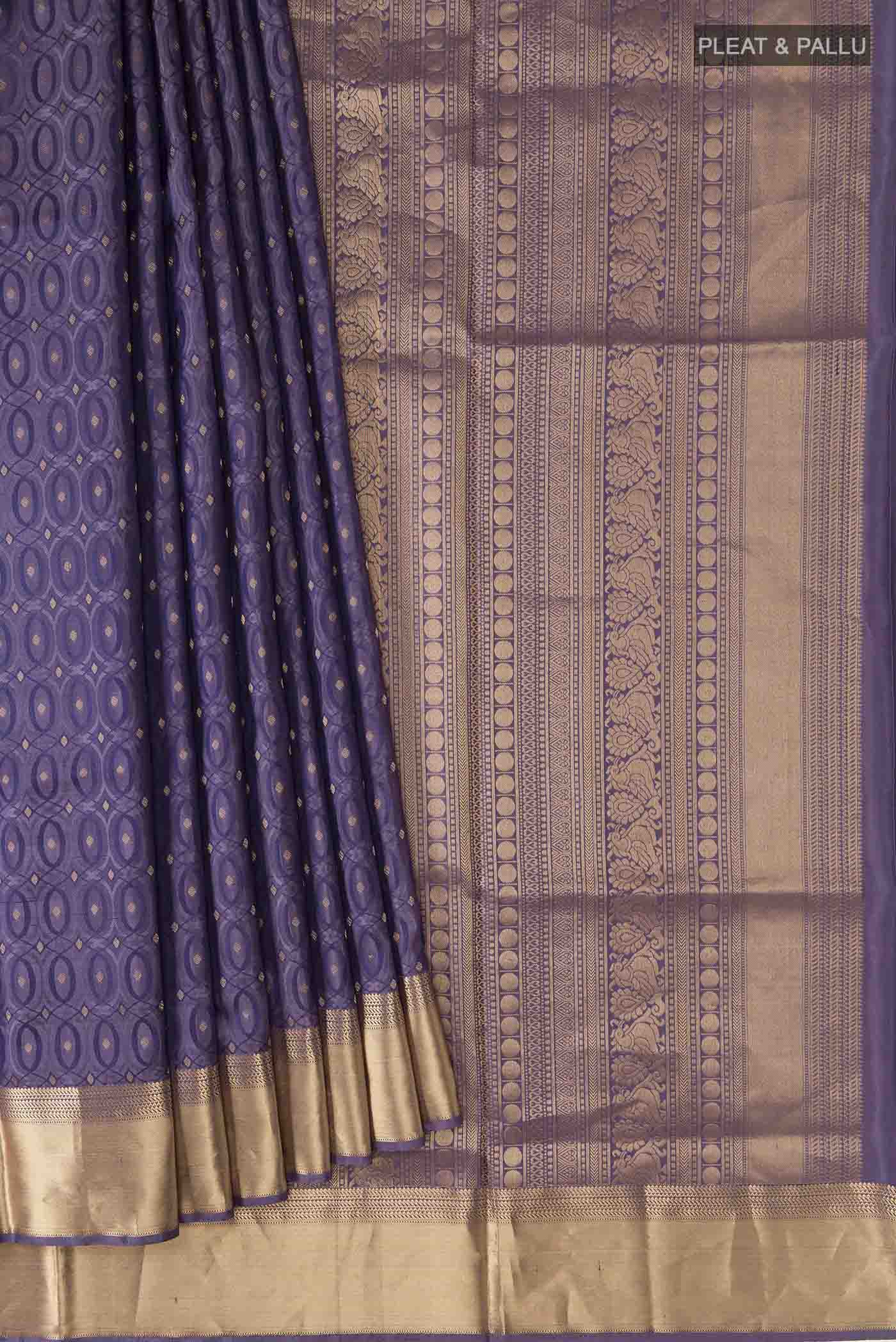 pleats pallu