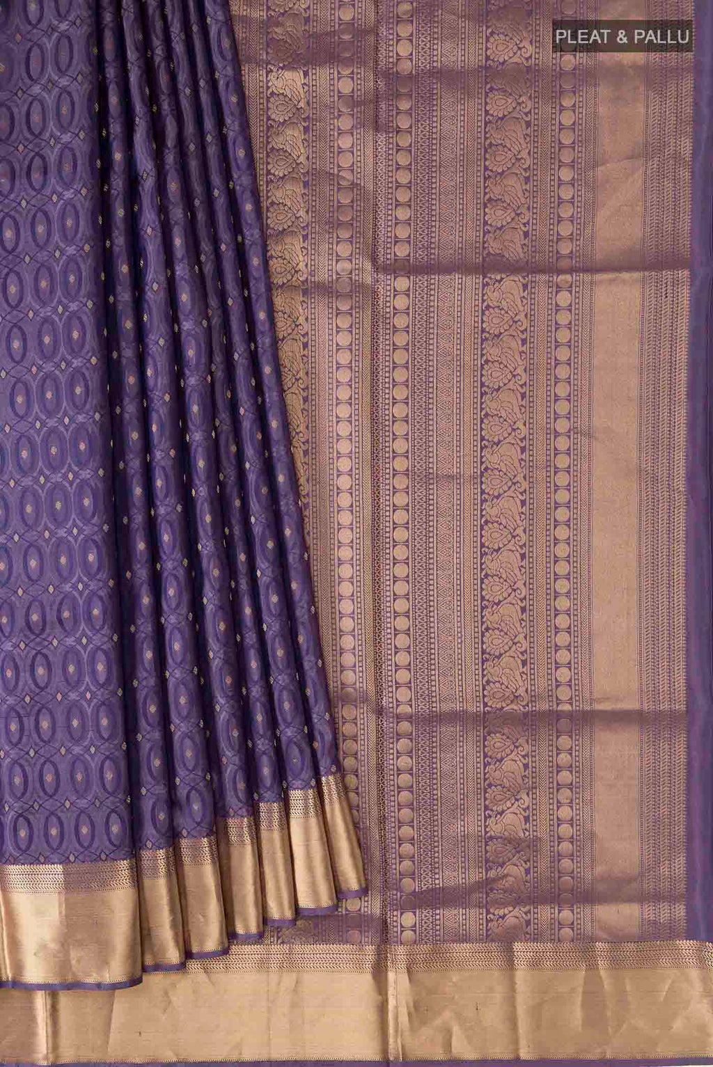 pleats pallu