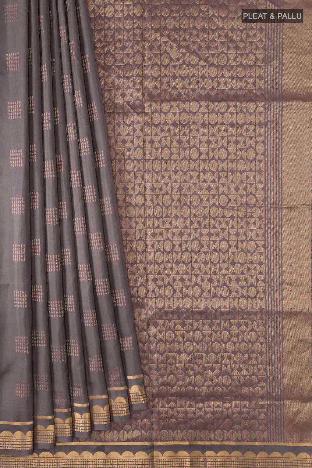 pleats pallu