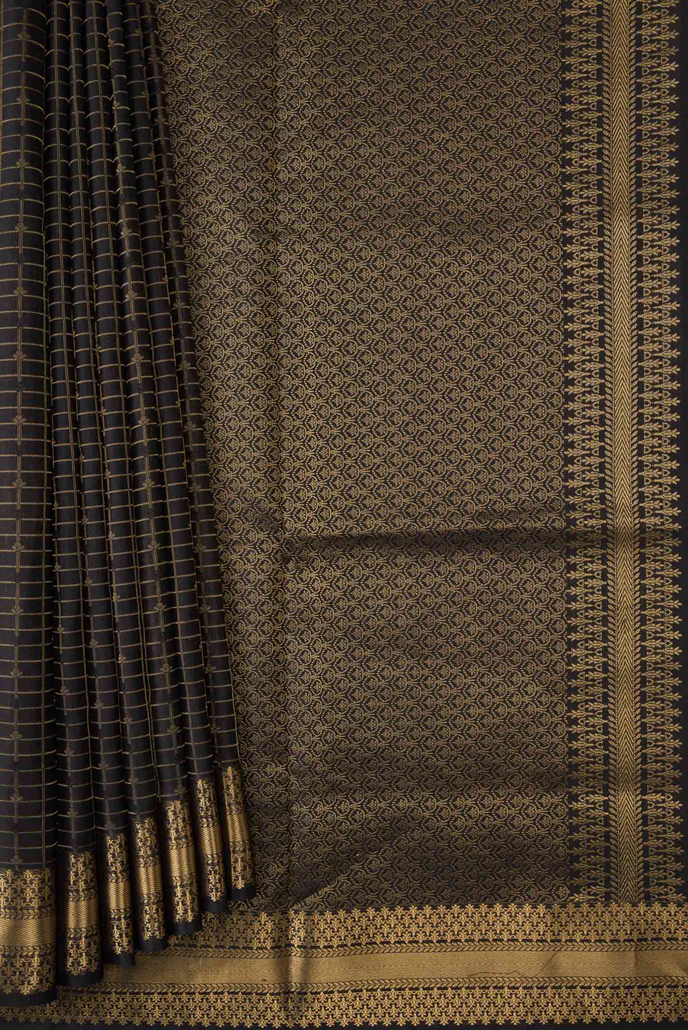 pleats pallu