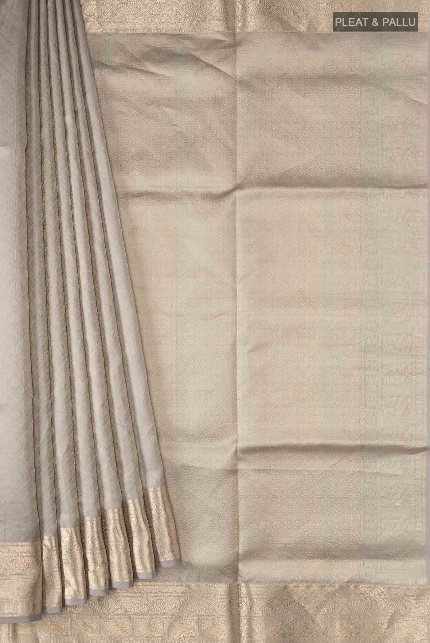 pleats pallu