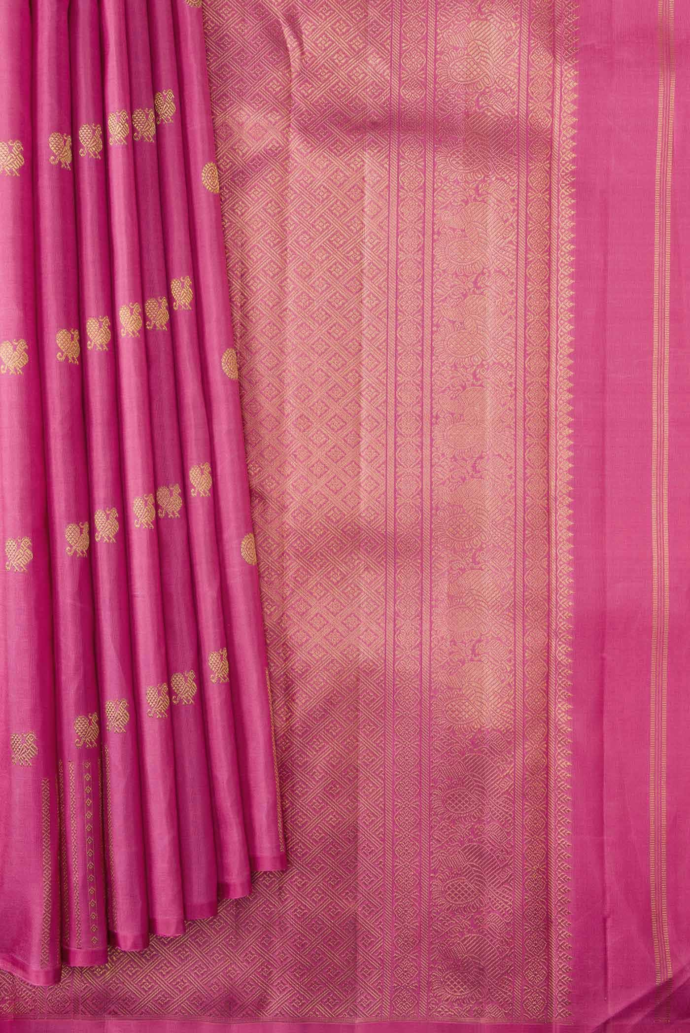 pleats pallu
