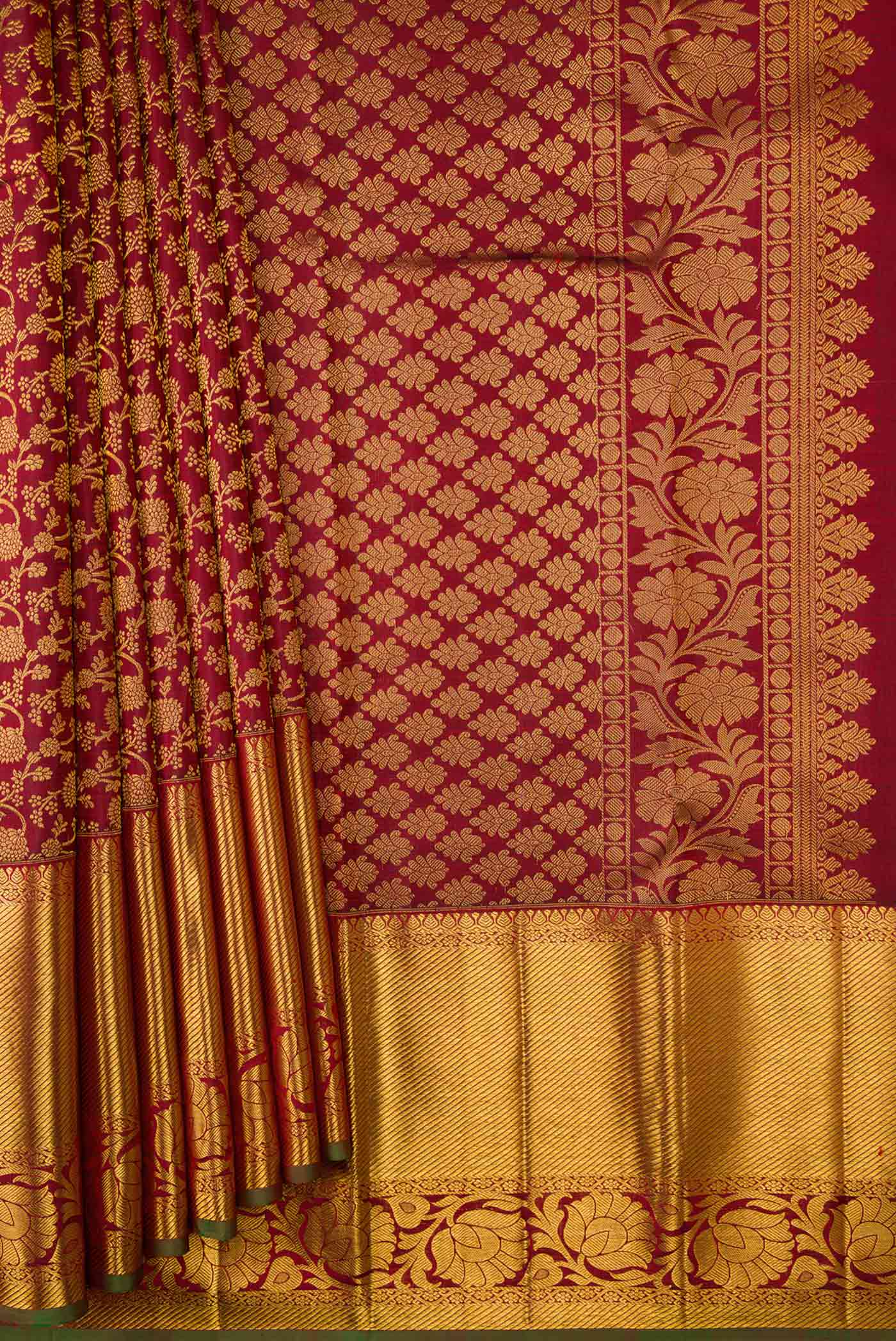 pleats pallu