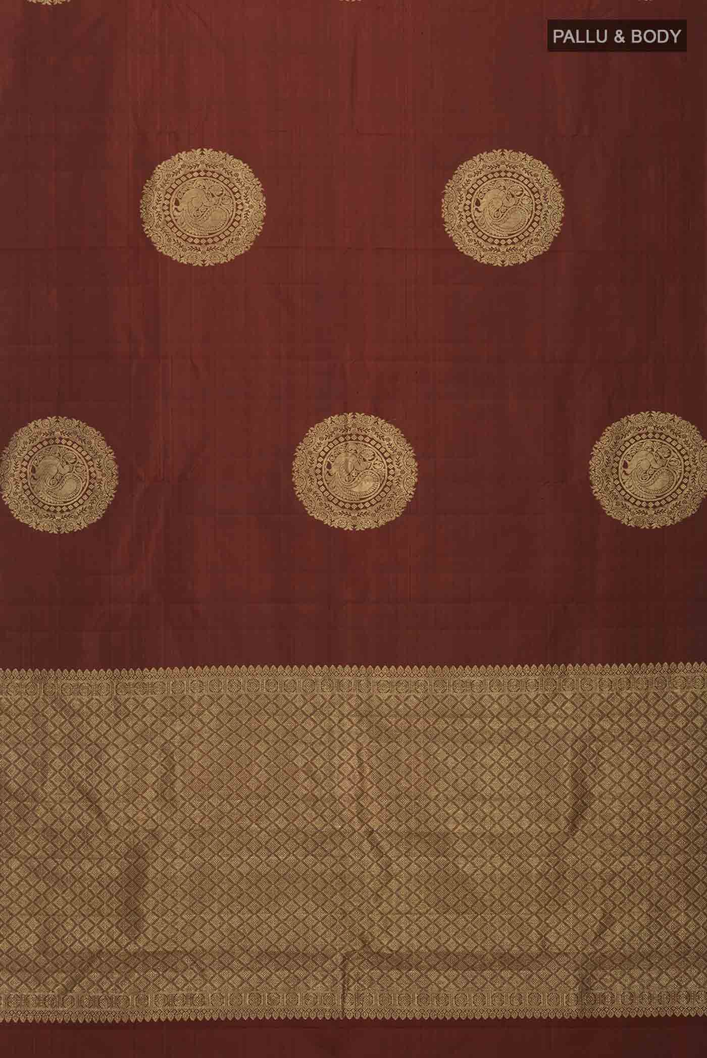 pallu body