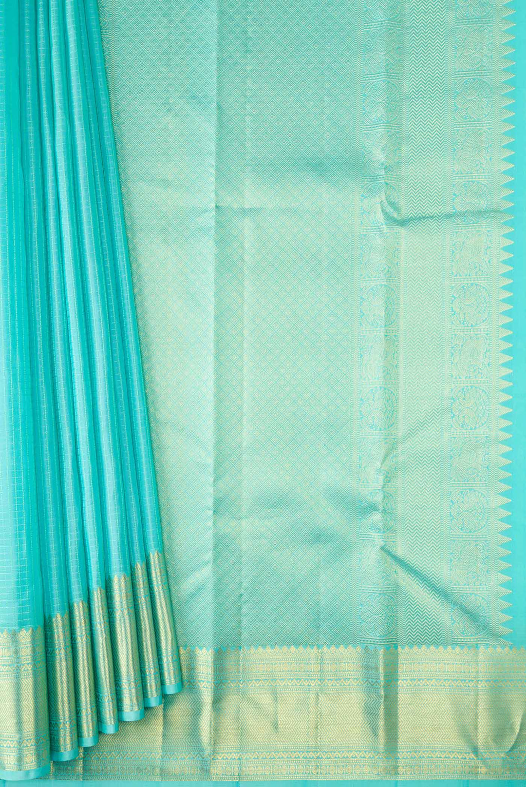 pleats pallu