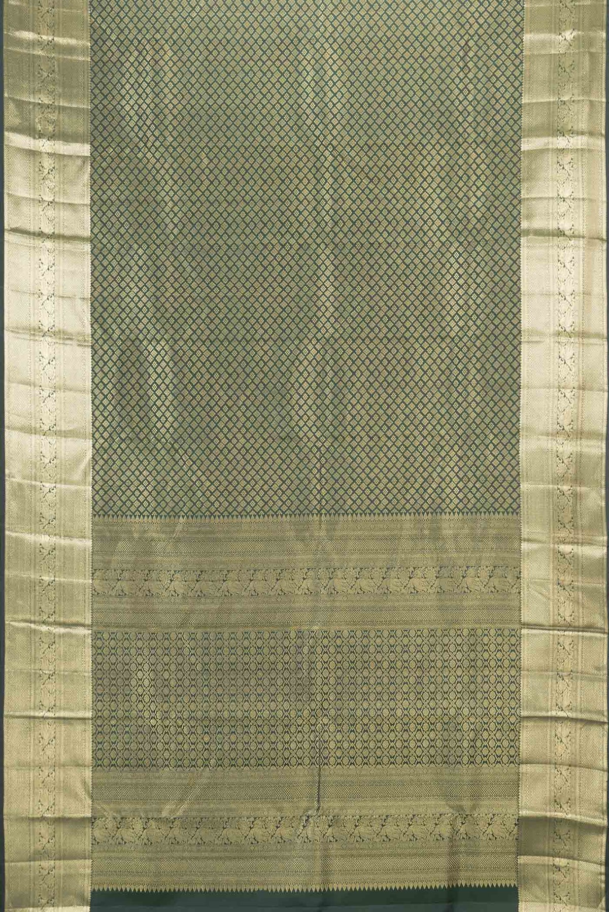 Flat view of Green Dual Tone Kanchipuram Saree with Zari Brocade on the body and Zari Border