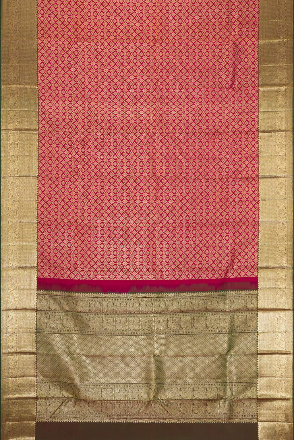 Flat view of Magenta Dual Tone Kanjivaram Silk Saree with Zari Brocade on the body and Zari Border. 