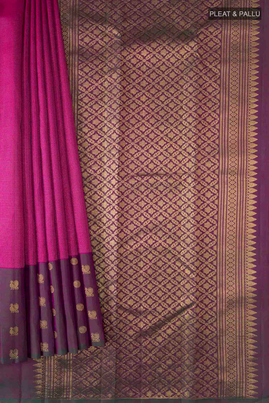 pleats pallu