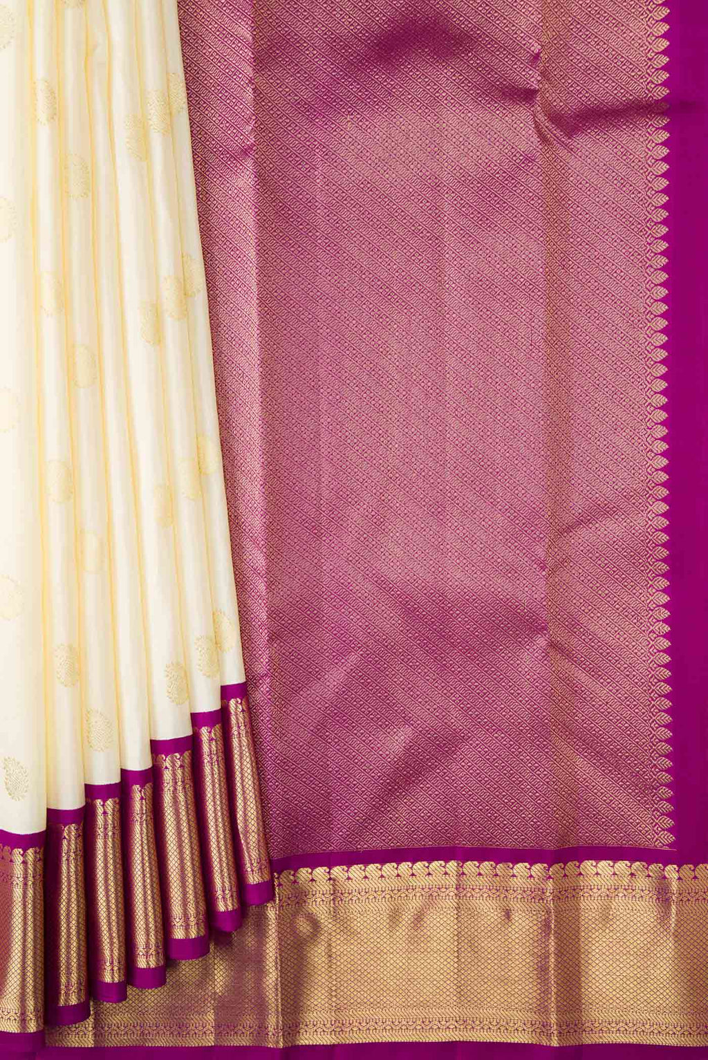 pleats pallu