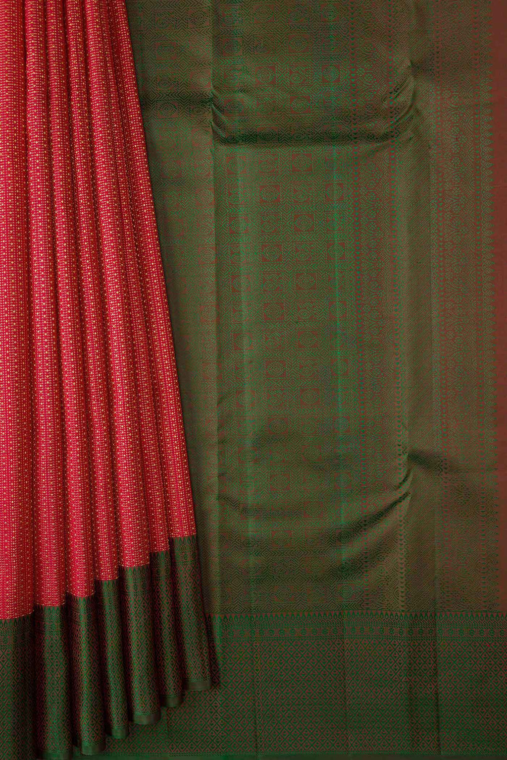 pleats pallu
