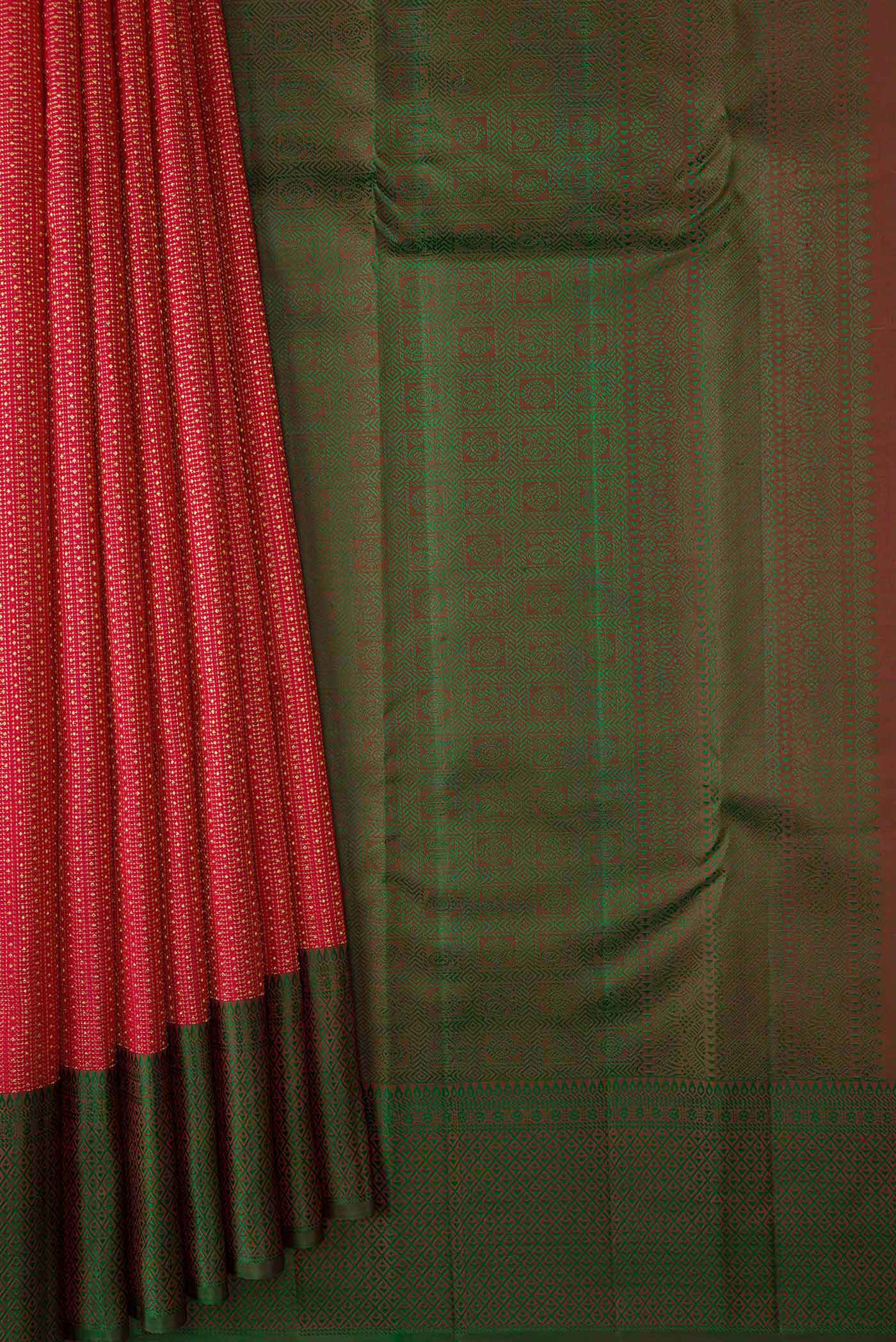 pleats pallu