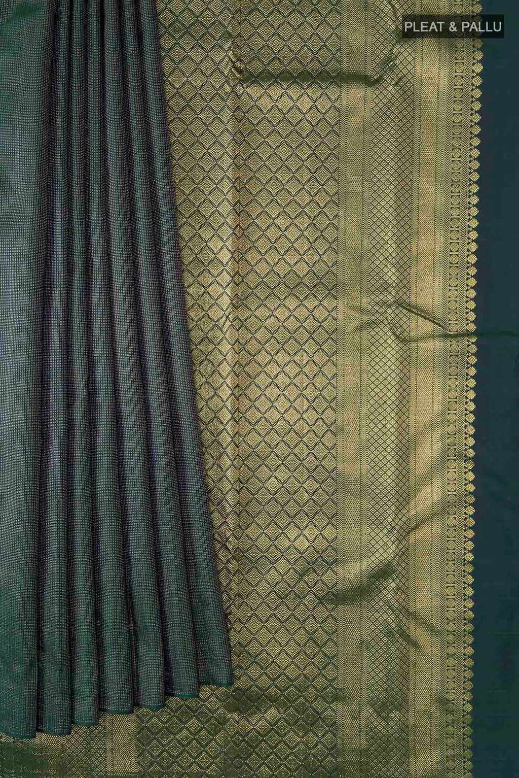 pleats pallu