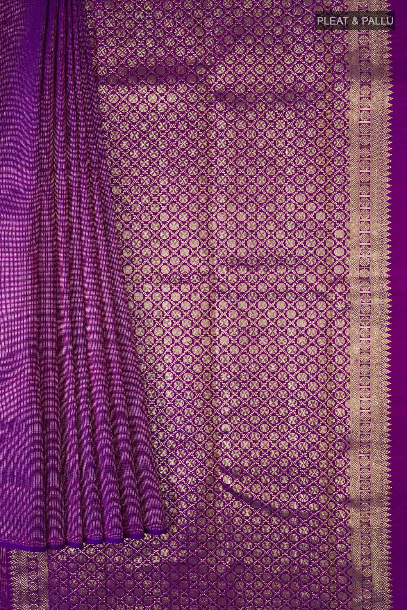 pleats pallu