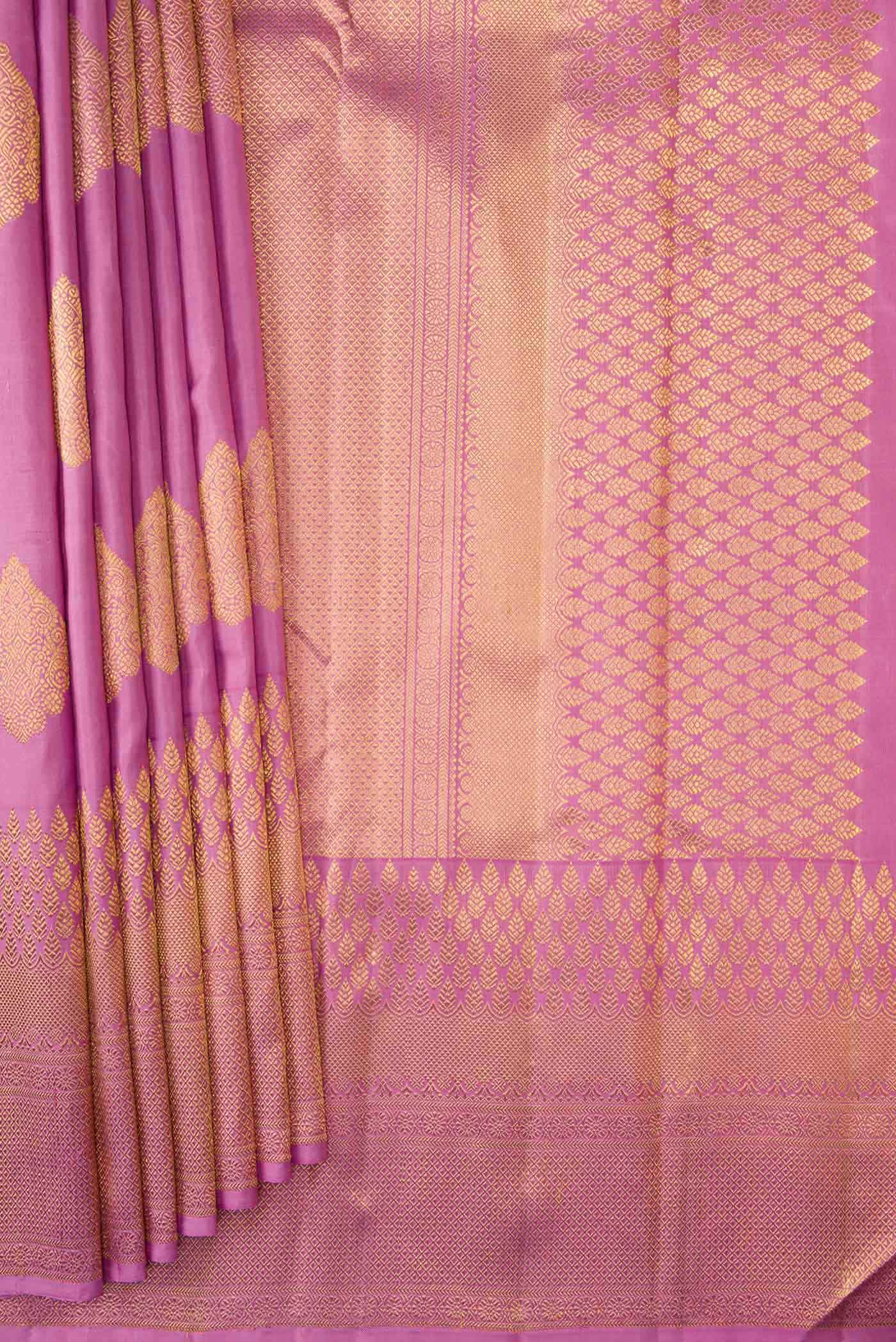 pleats pallu