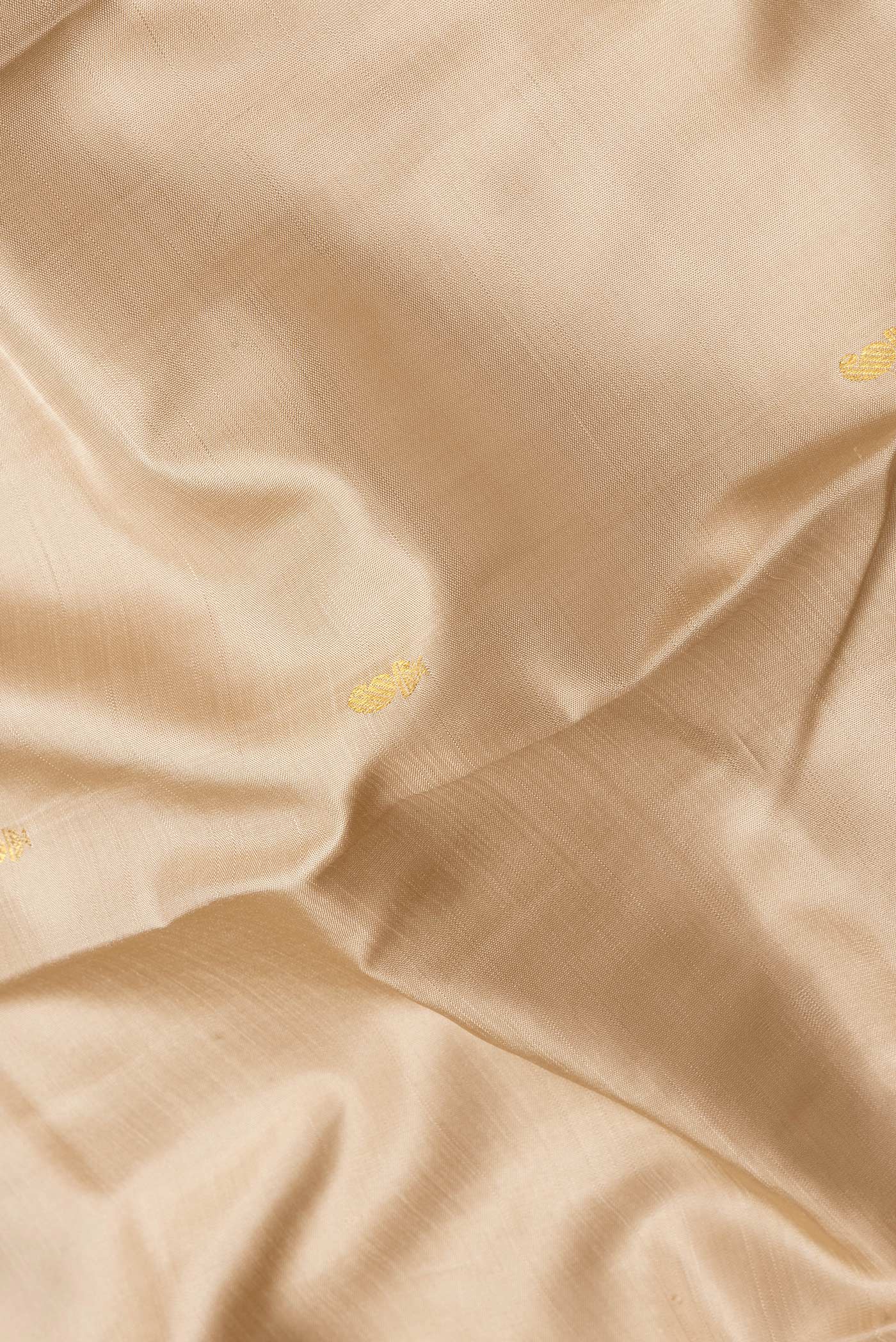 Close up of Pink Dual Tone Kanjivaram Silk Saree with Checked design on the body and Zari Border.  displaying folds