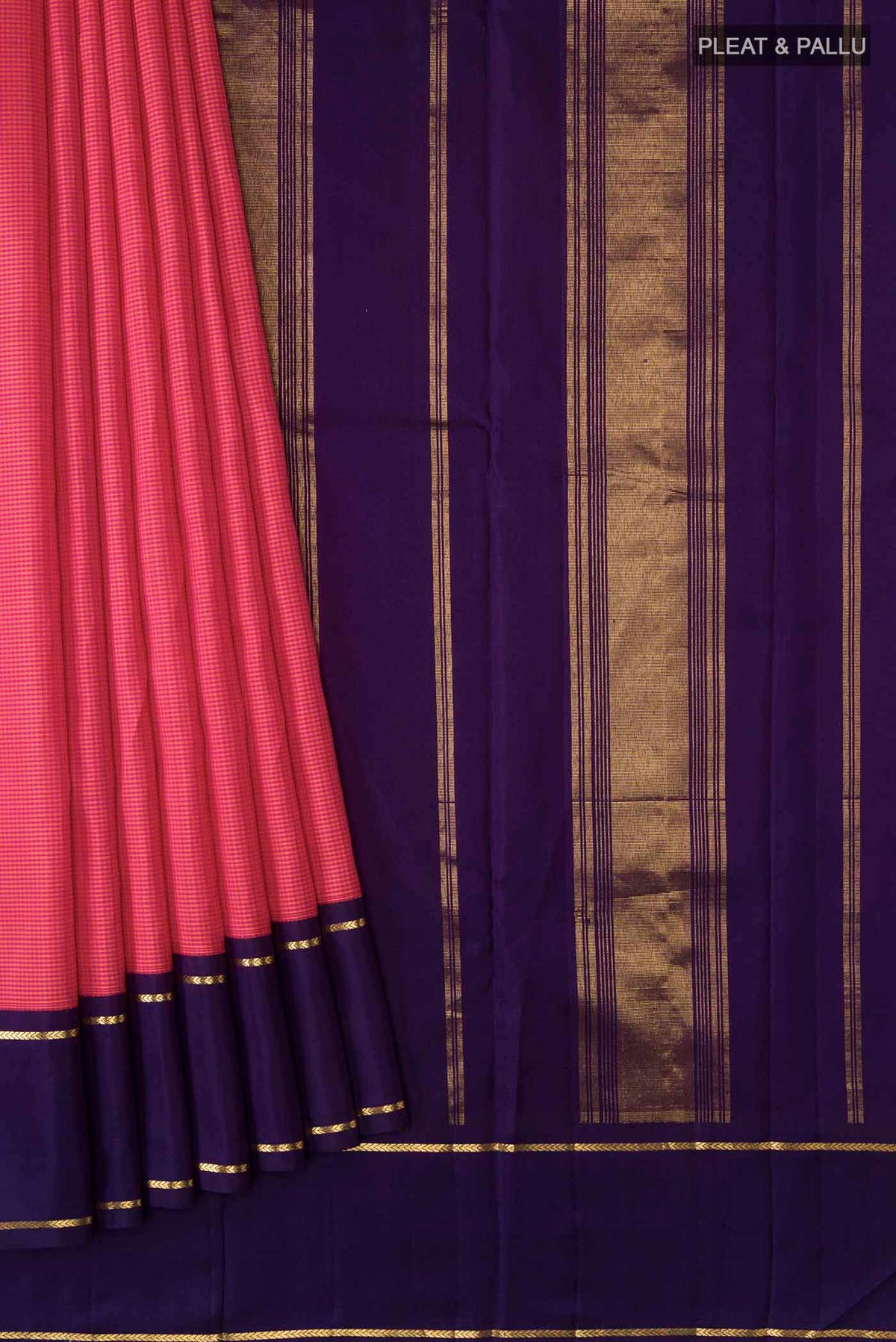 Pleats and pallu of Pink Kanchipuram Silk Saree with Checked design on the body and Zari Border
