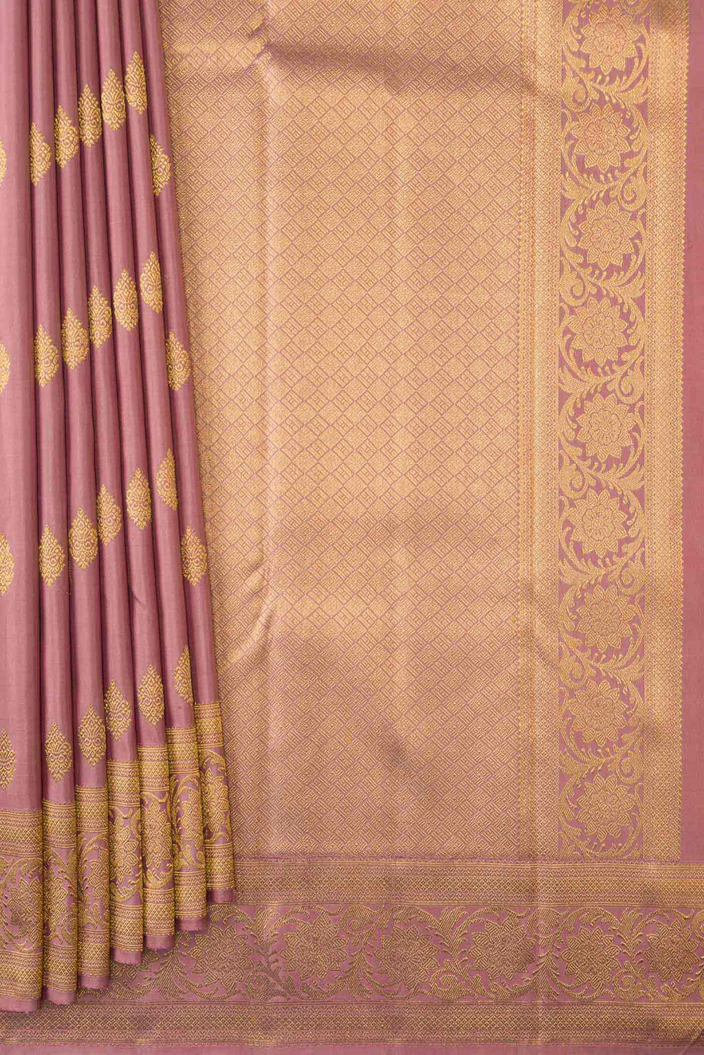 pleats pallu