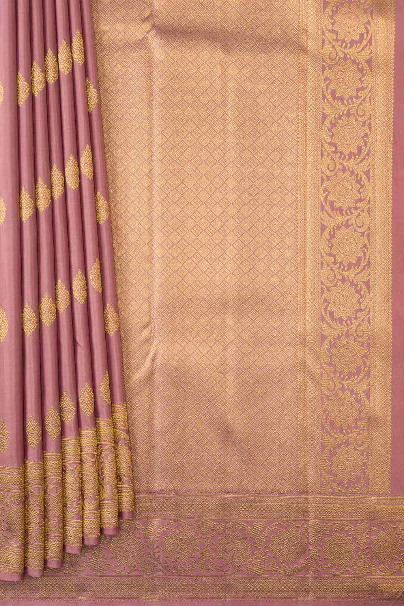 pleats pallu