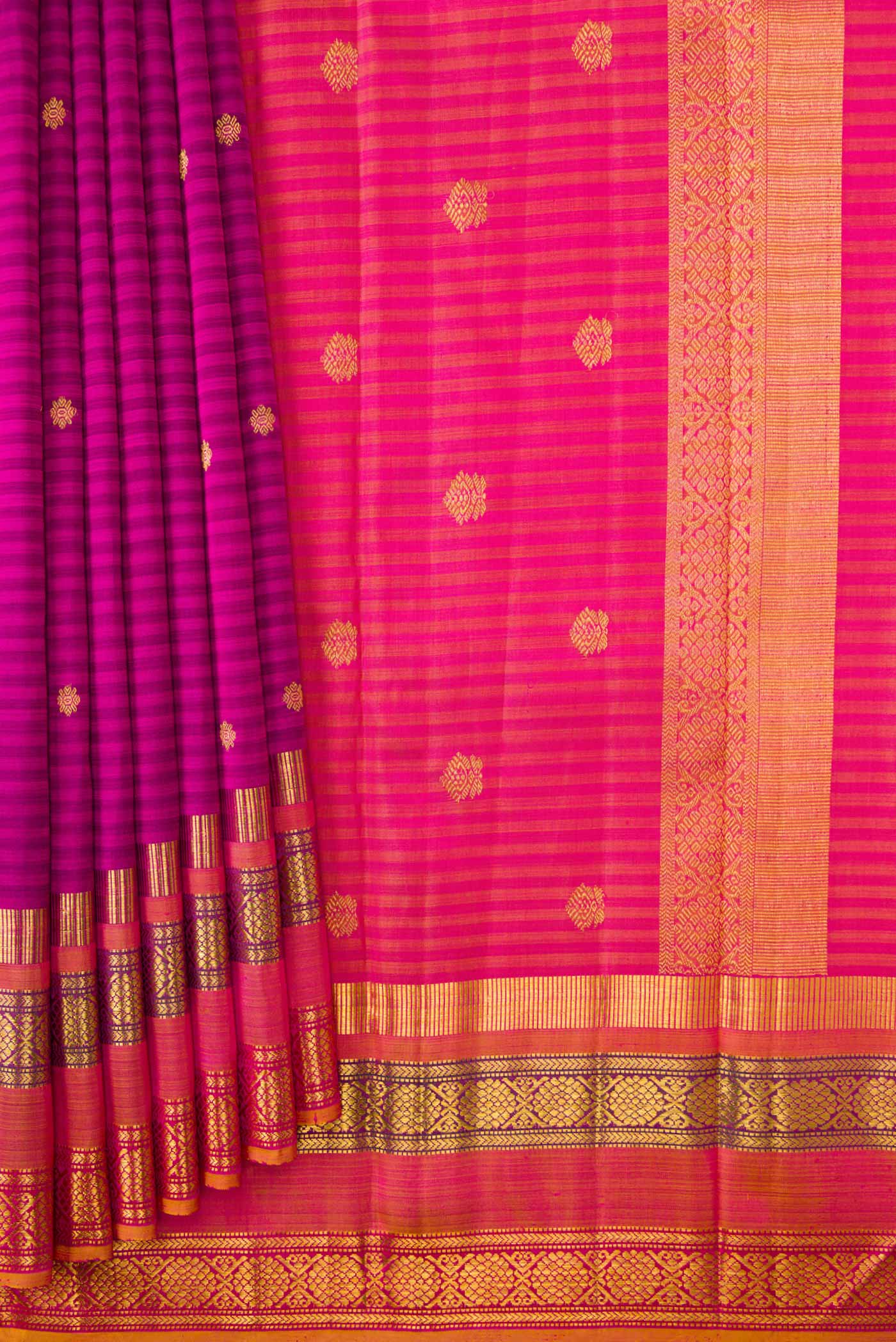 pleats pallu