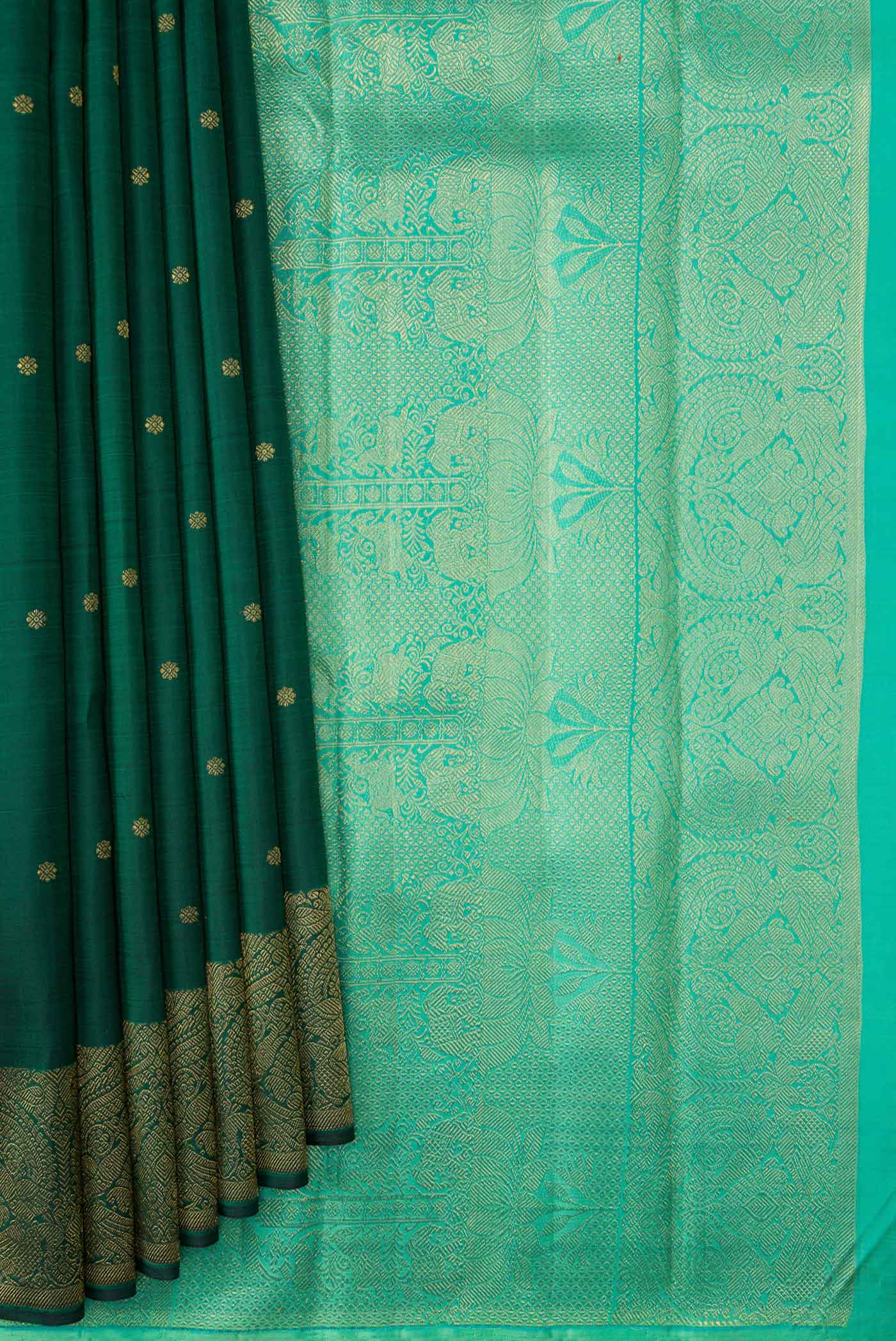 pleats pallu