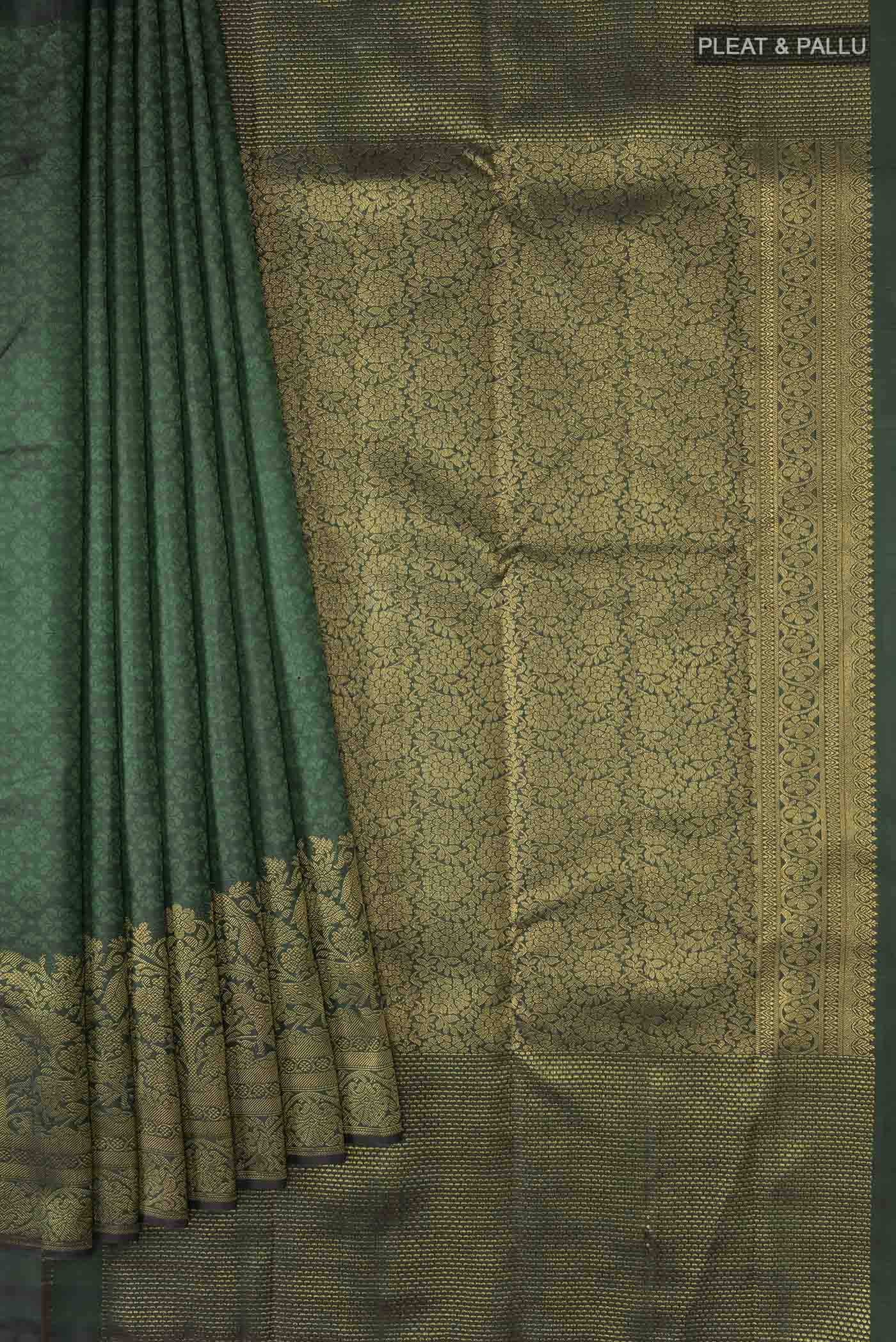 pleats pallu