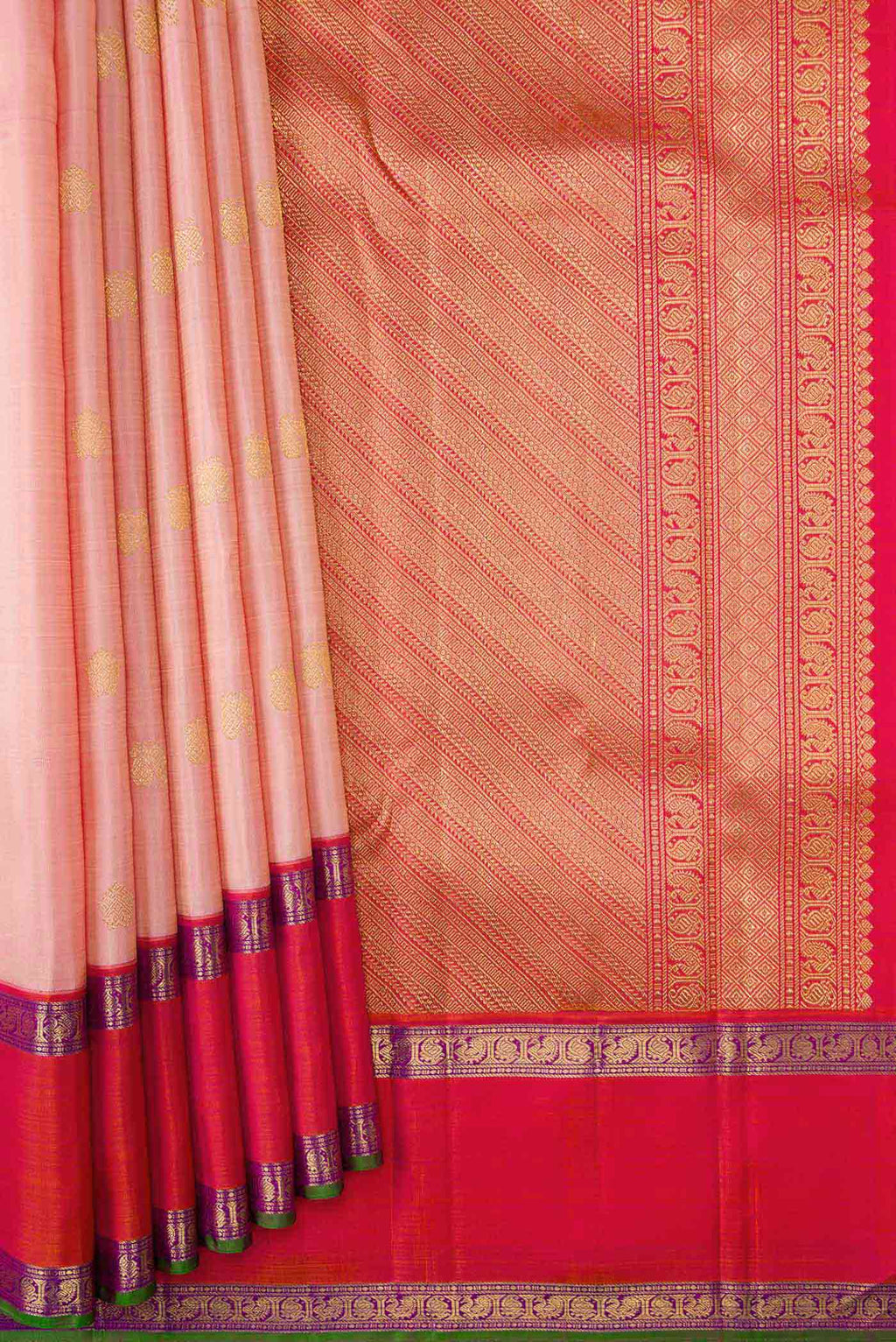 pleats pallu