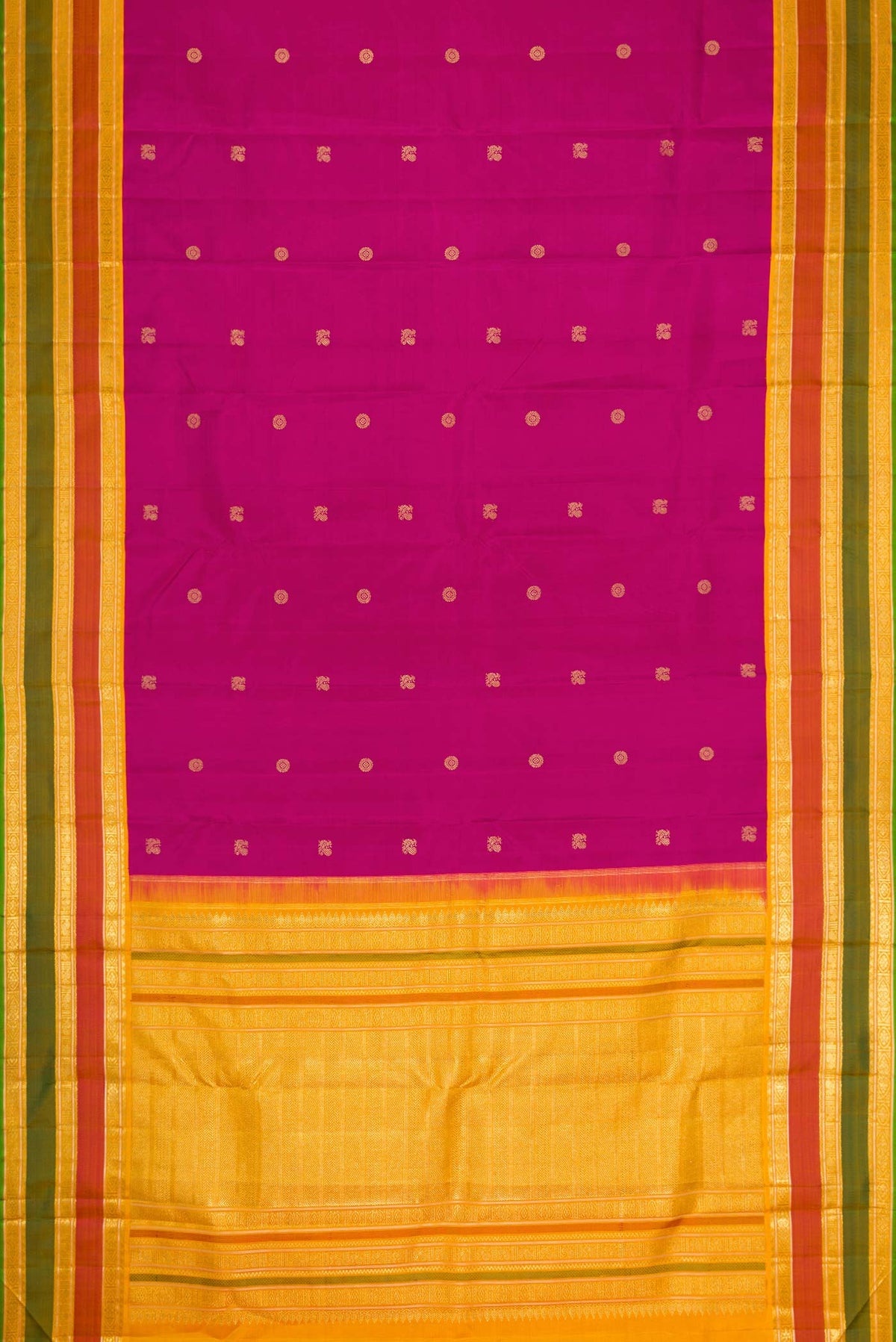 Flat view of Pure Silk Pure Zari Magenta Dual Tone Kanchipuram Saree with Zari Butta on the body and Zari Border