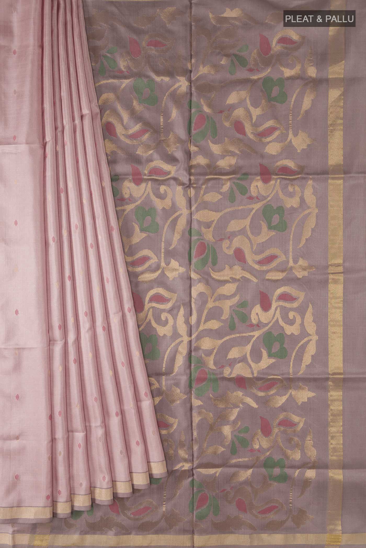 pleats pallu