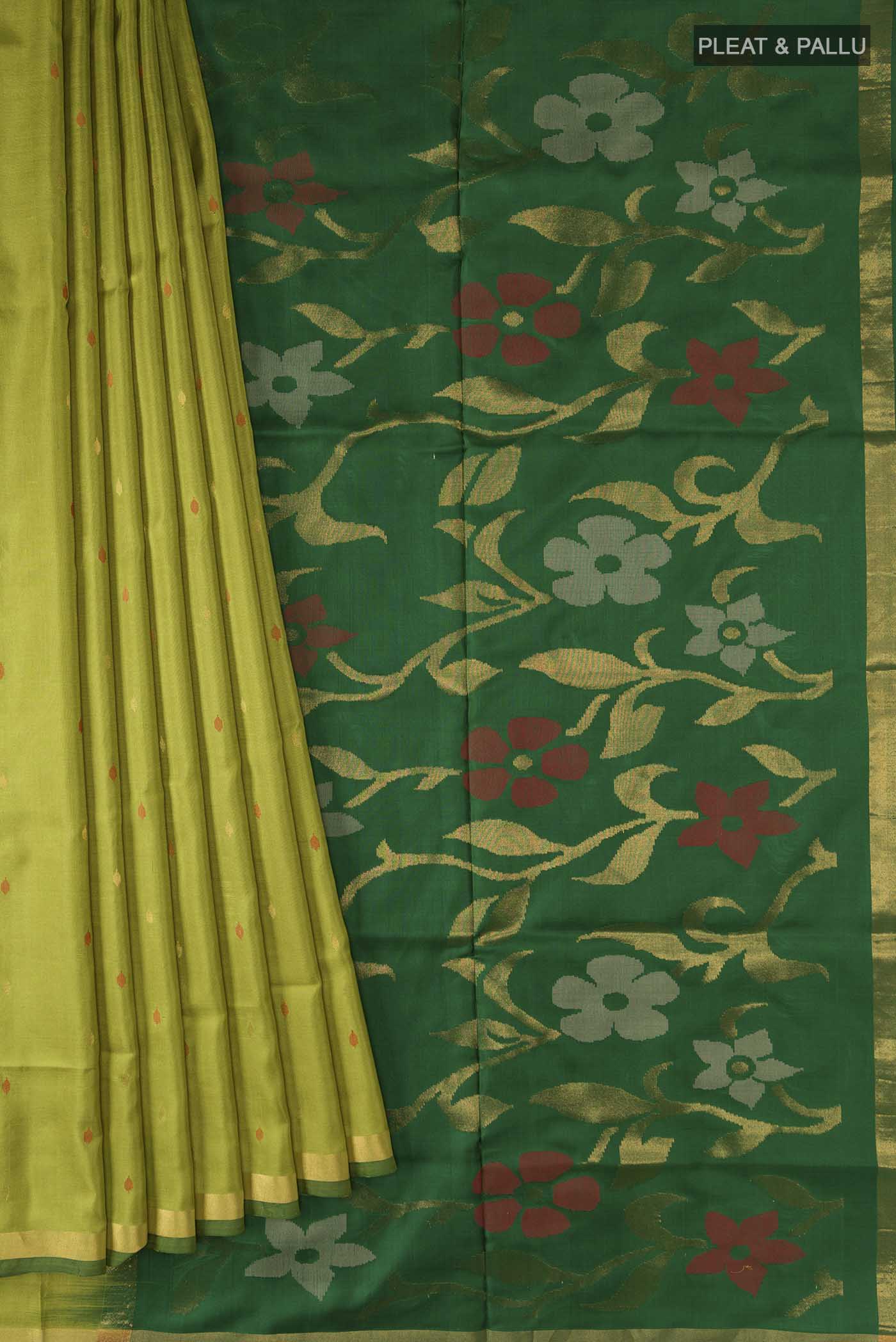 pleats pallu