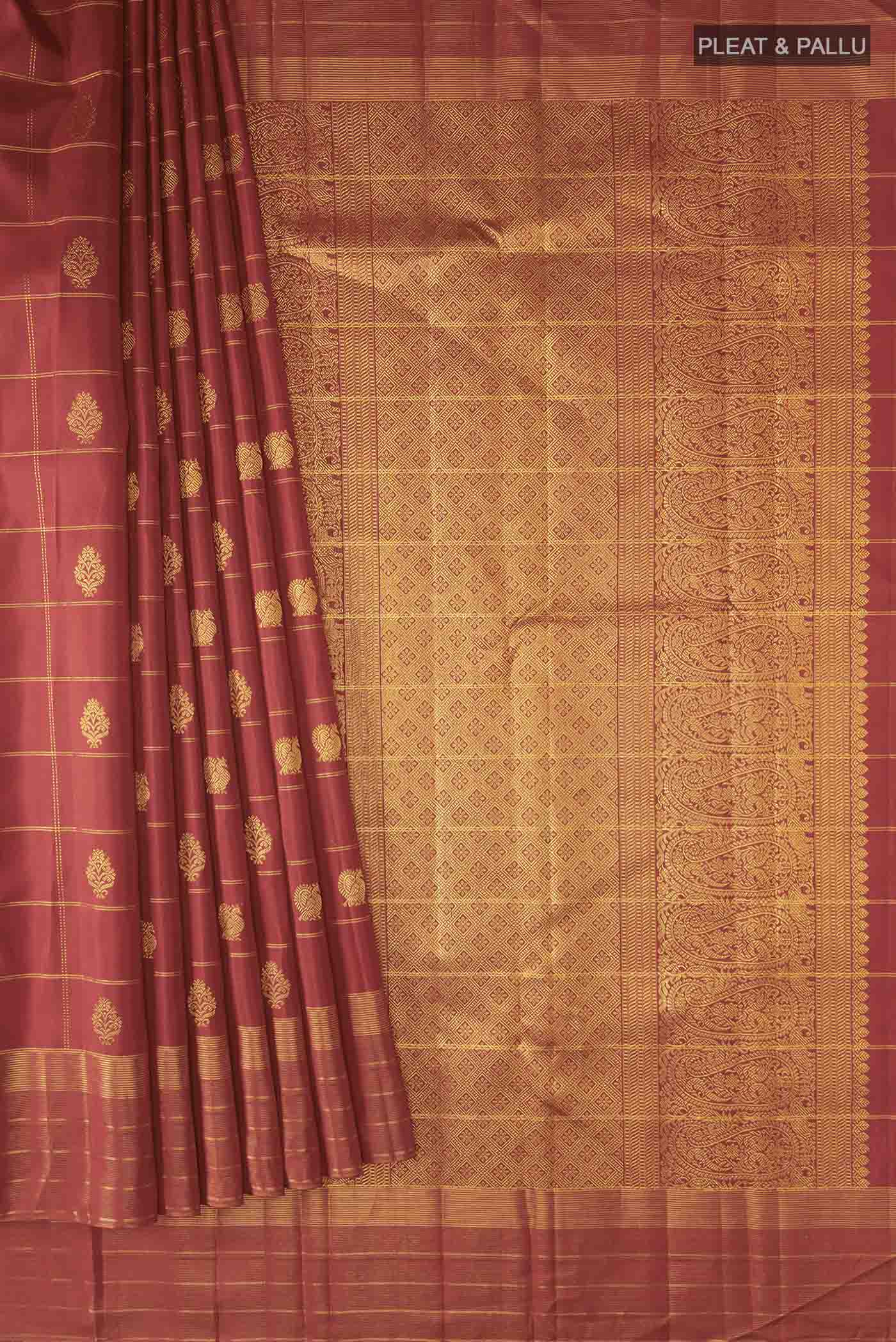 pleats pallu