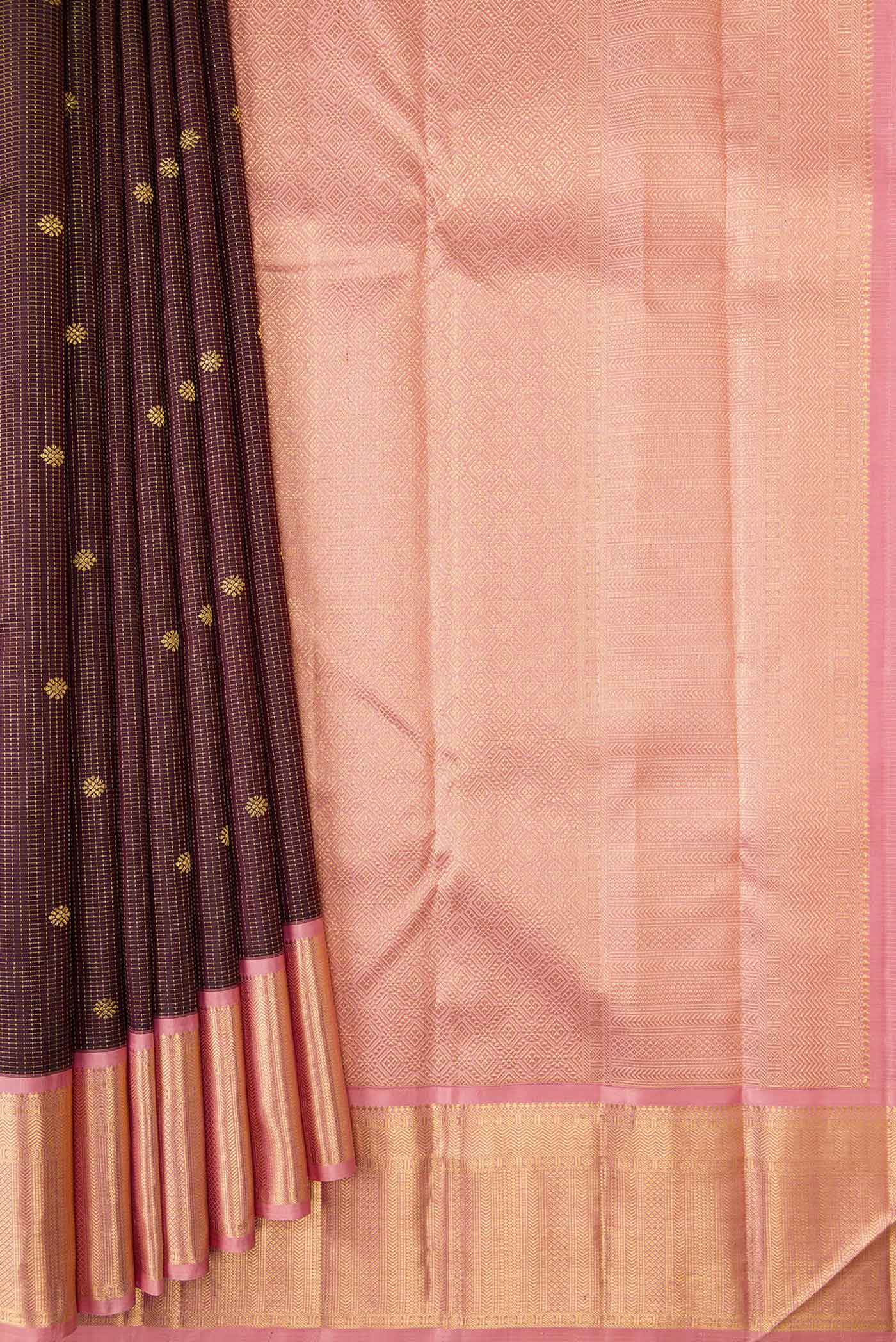 pleats pallu