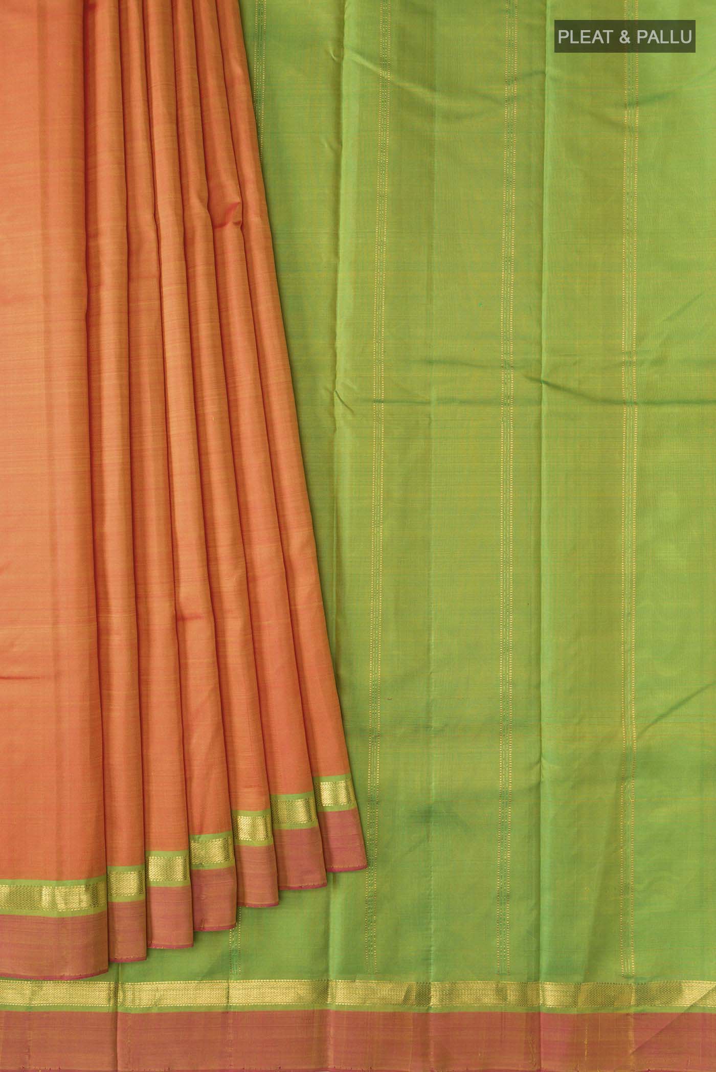 pleats pallu