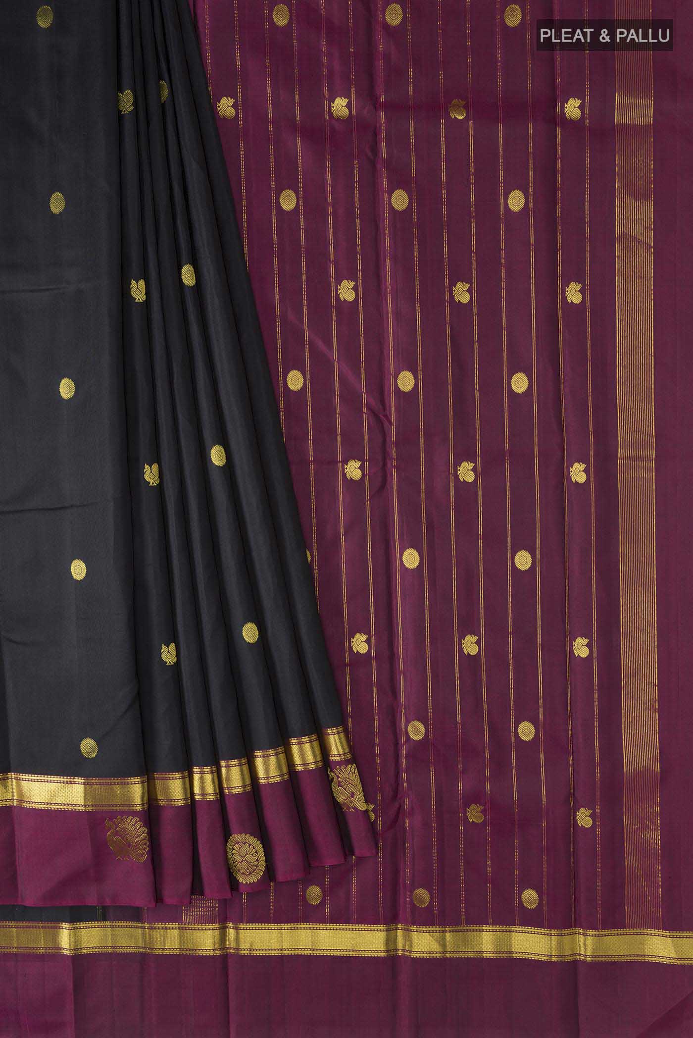 pleats pallu