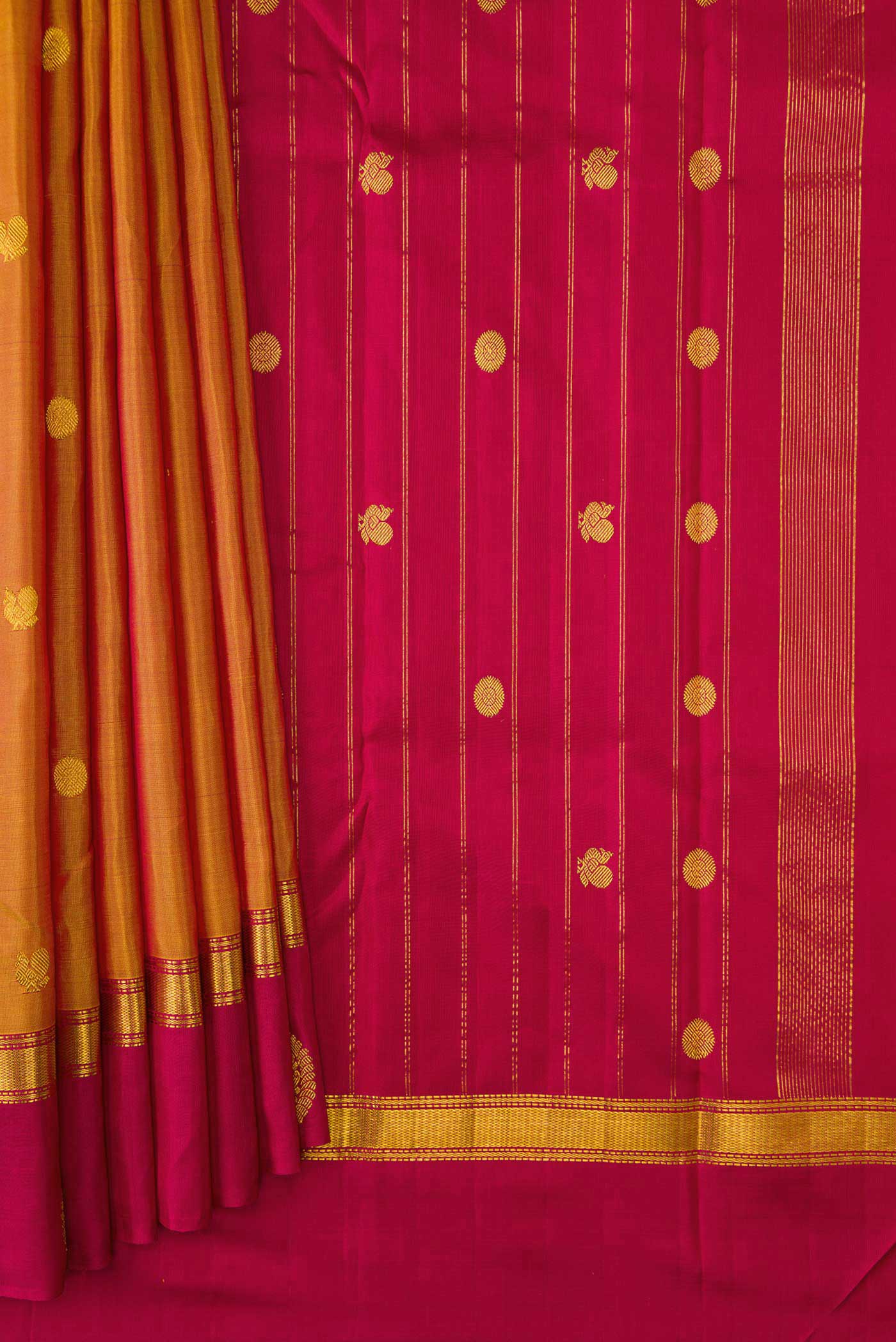 pleats pallu