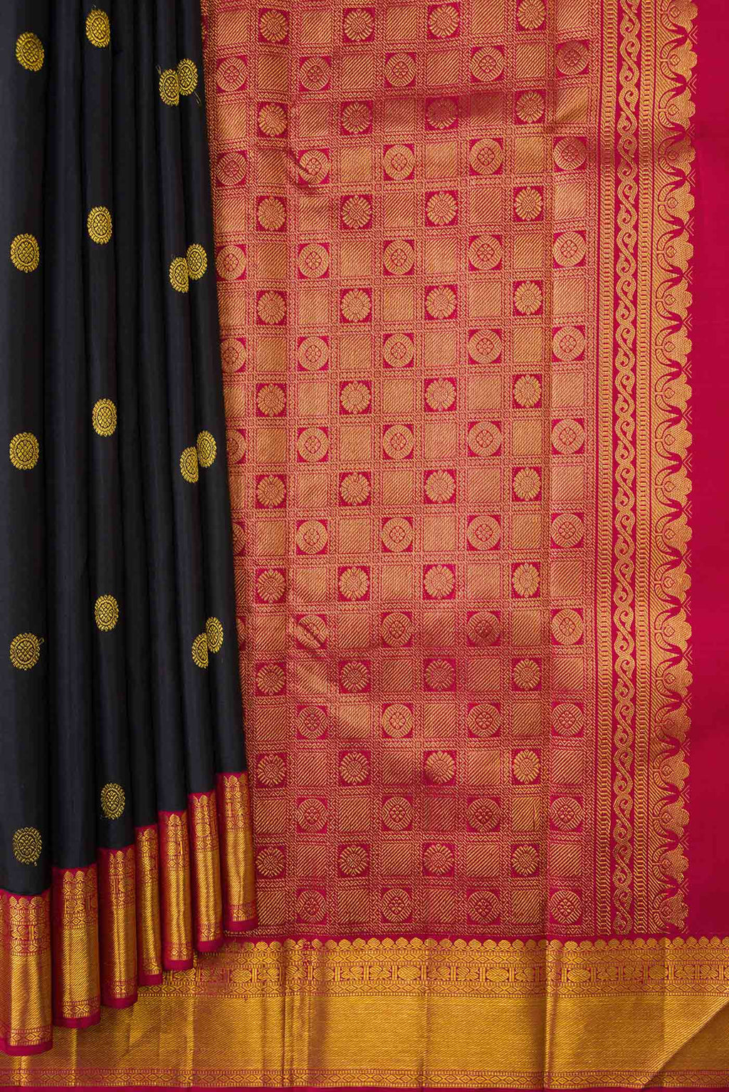 pleats pallu