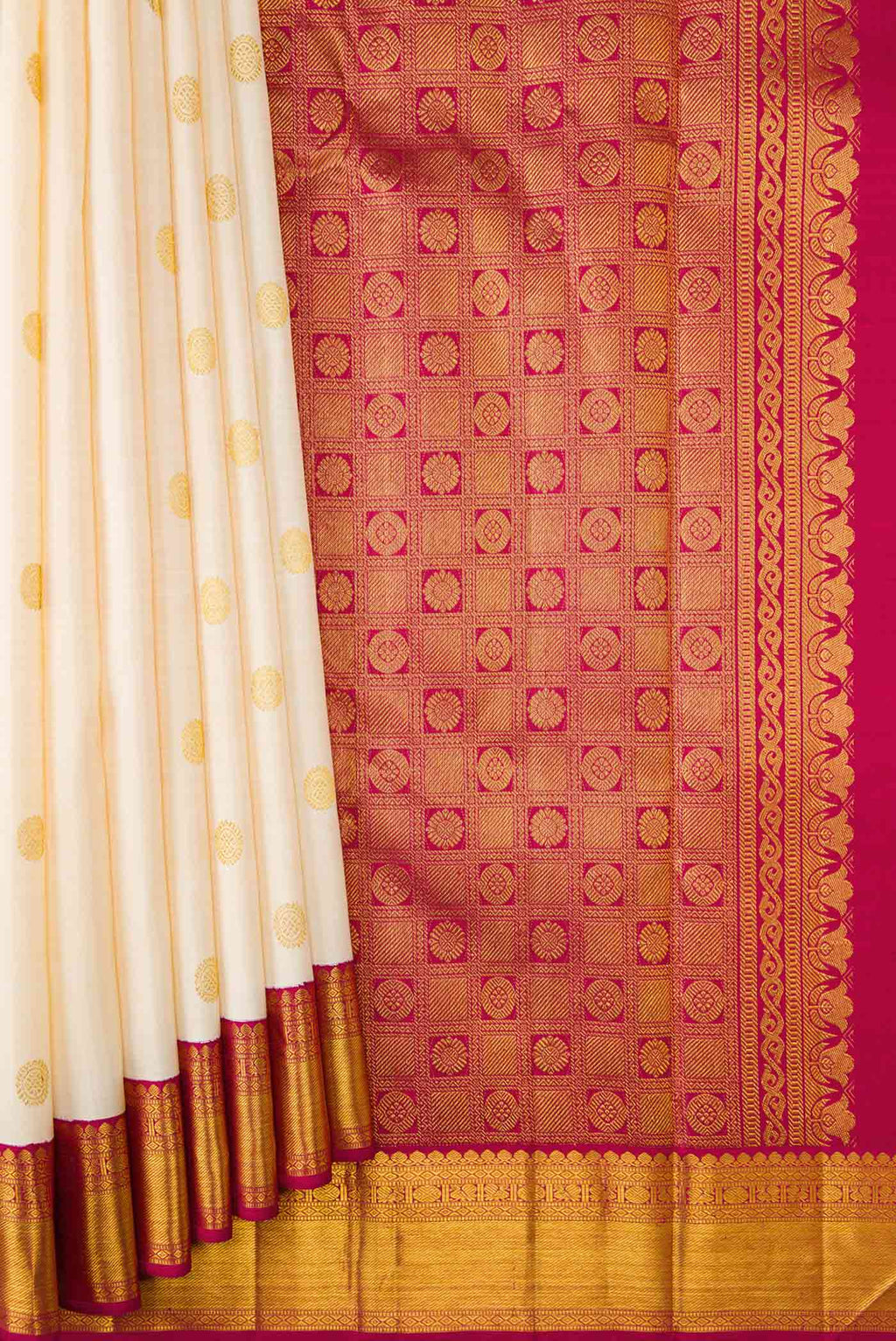 pleats pallu