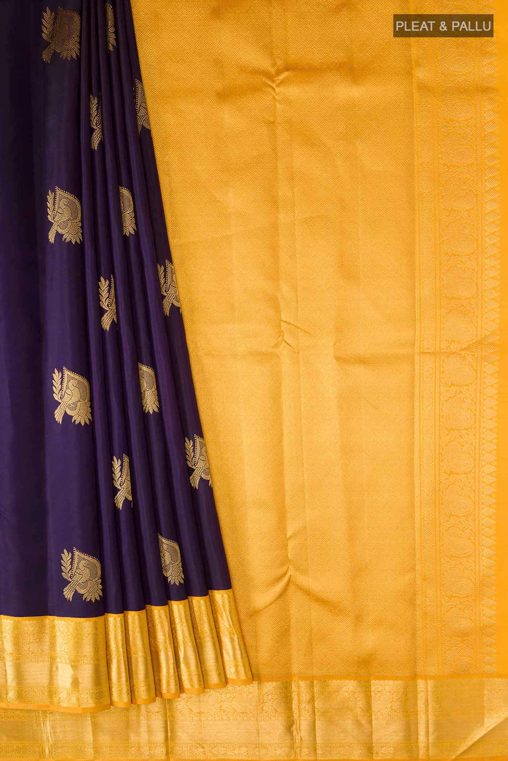 pleats pallu