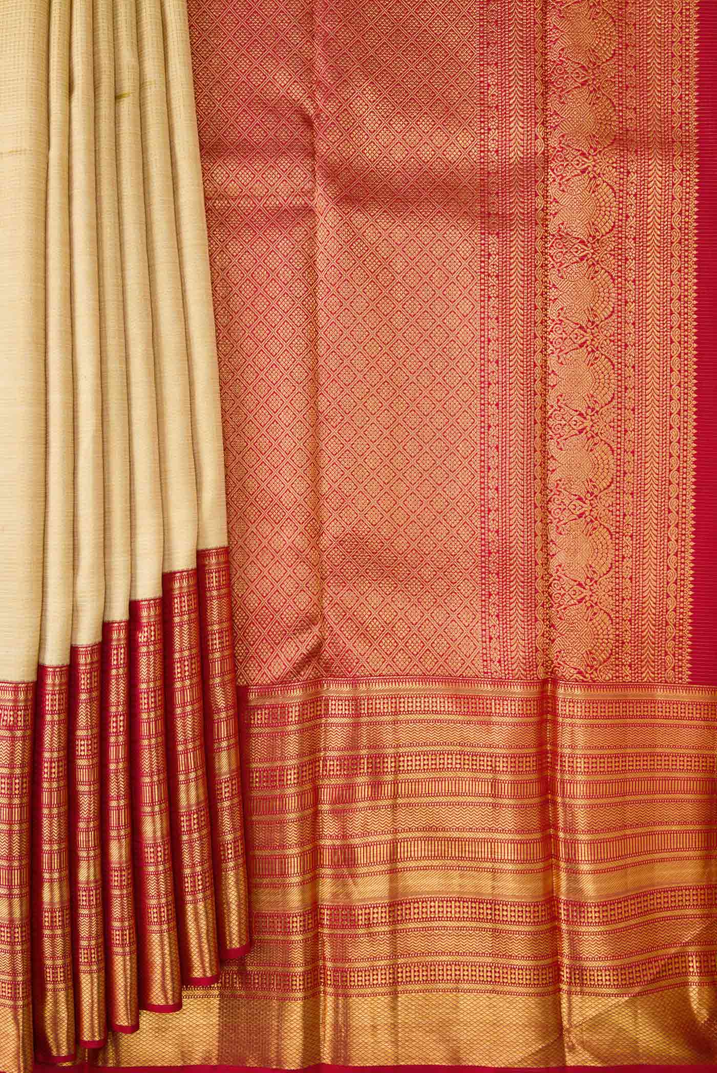 pleats pallu