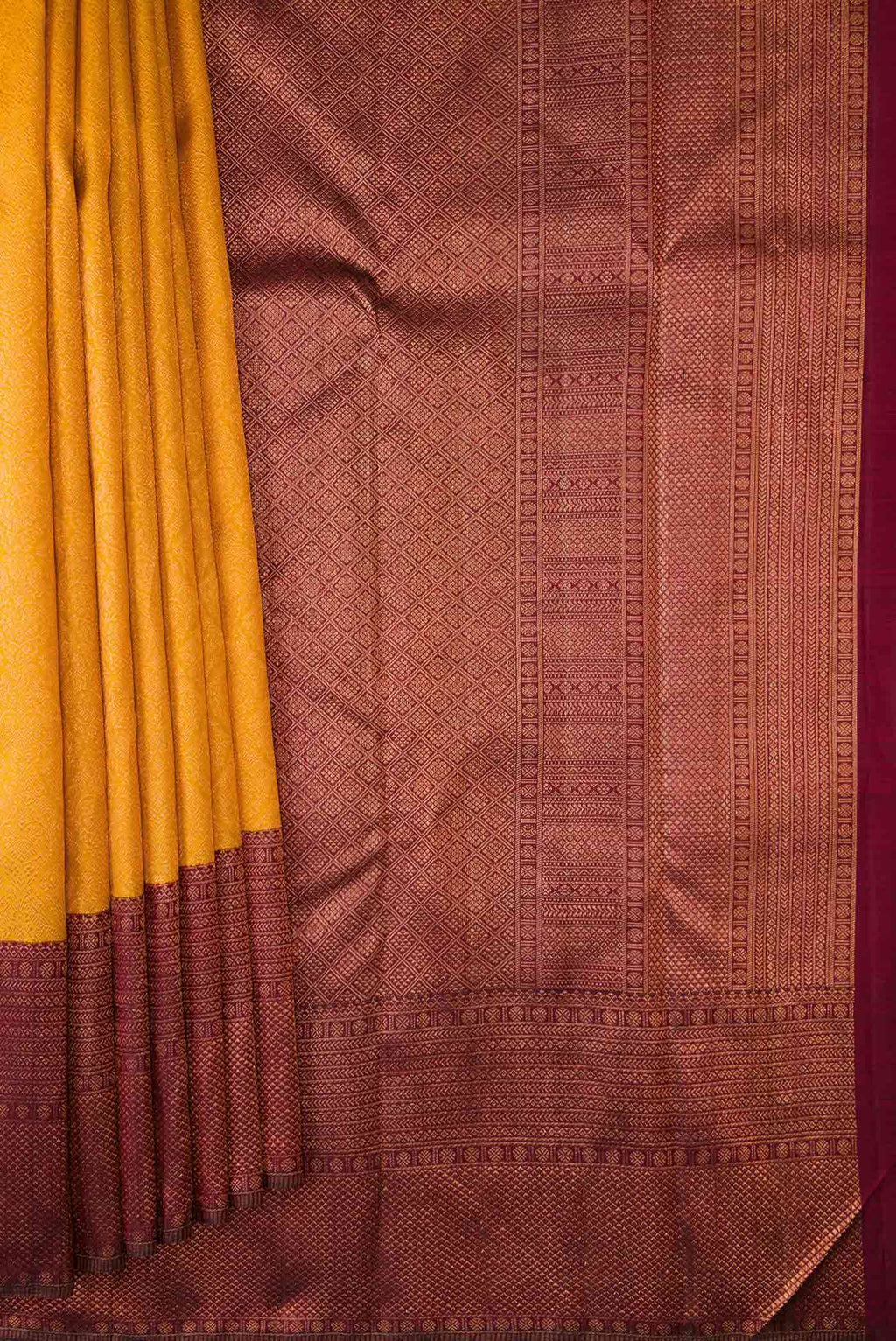 pleats pallu
