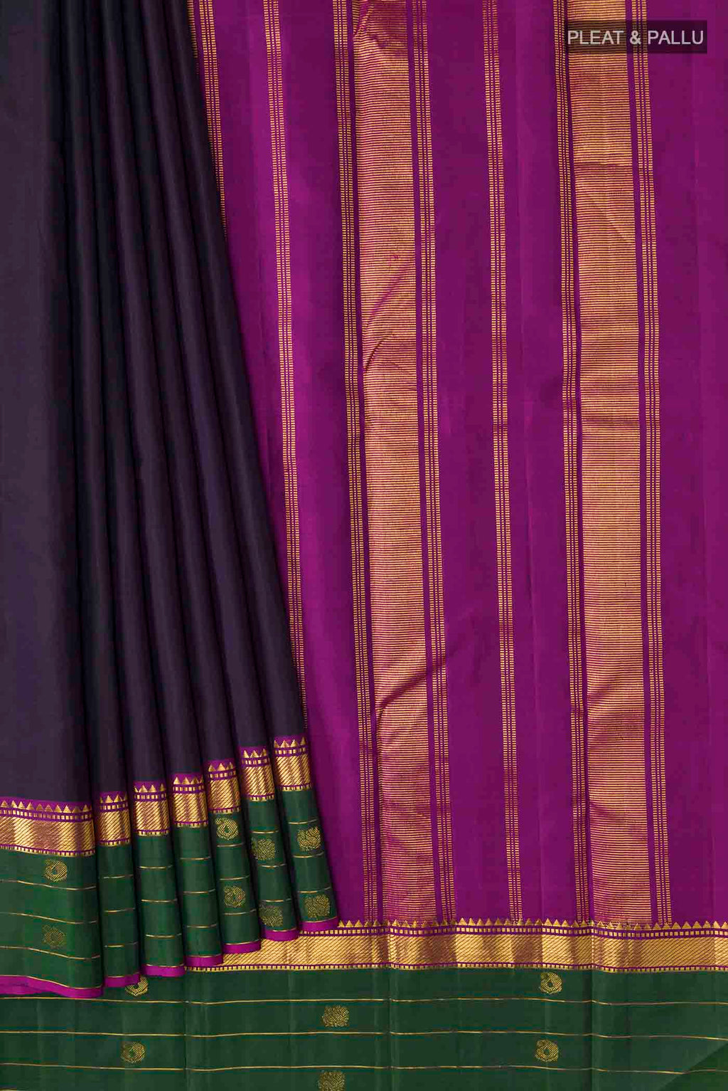 pleats pallu