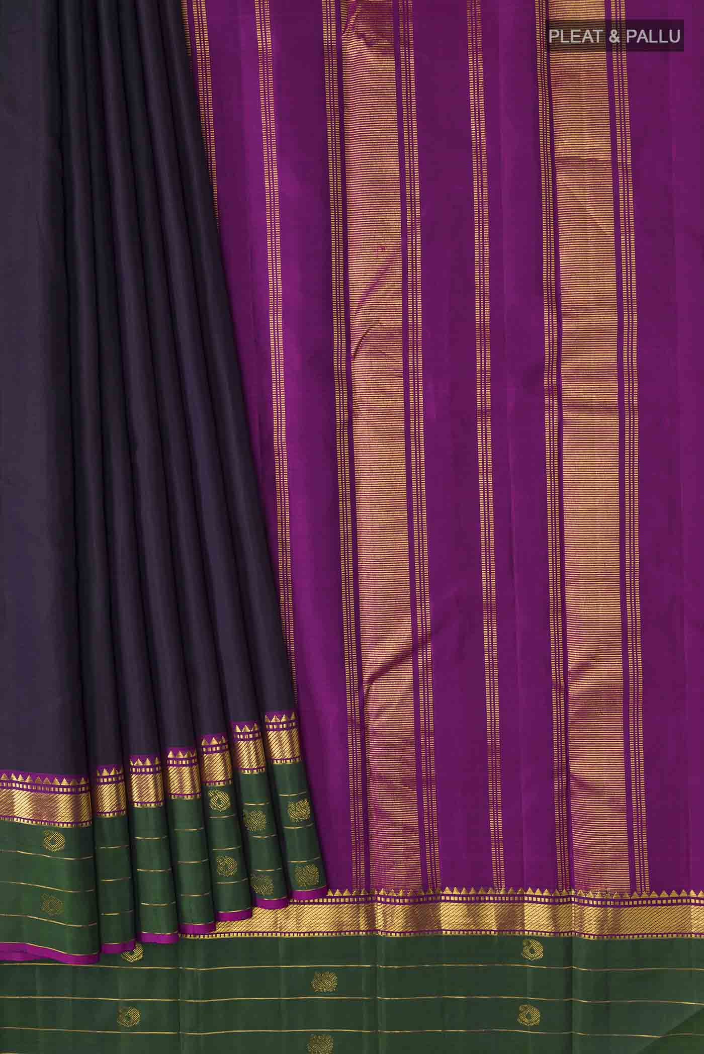 pleats pallu